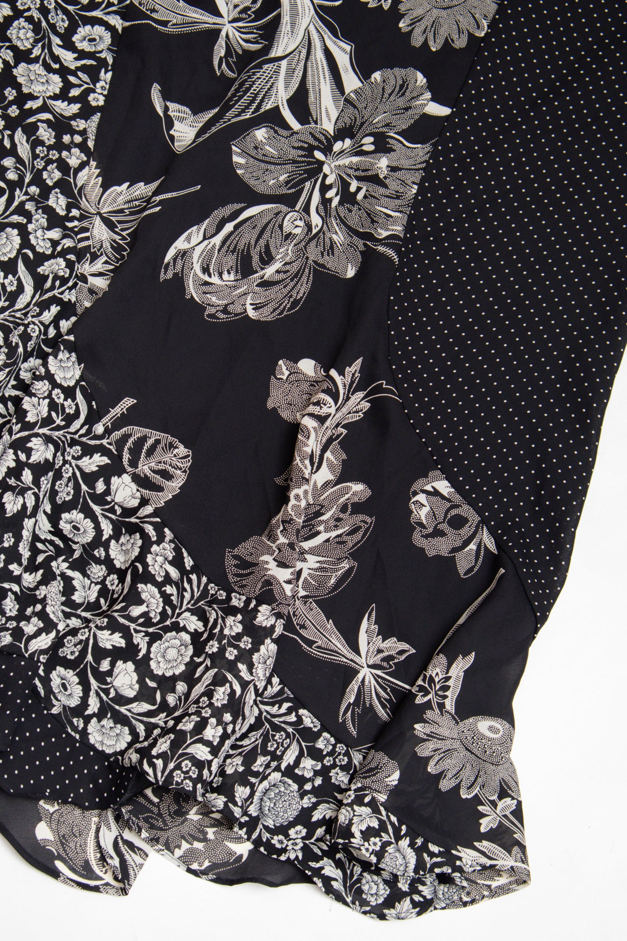 #187 Virgo mix print polka dot midi skirt | c. 162 | size 8