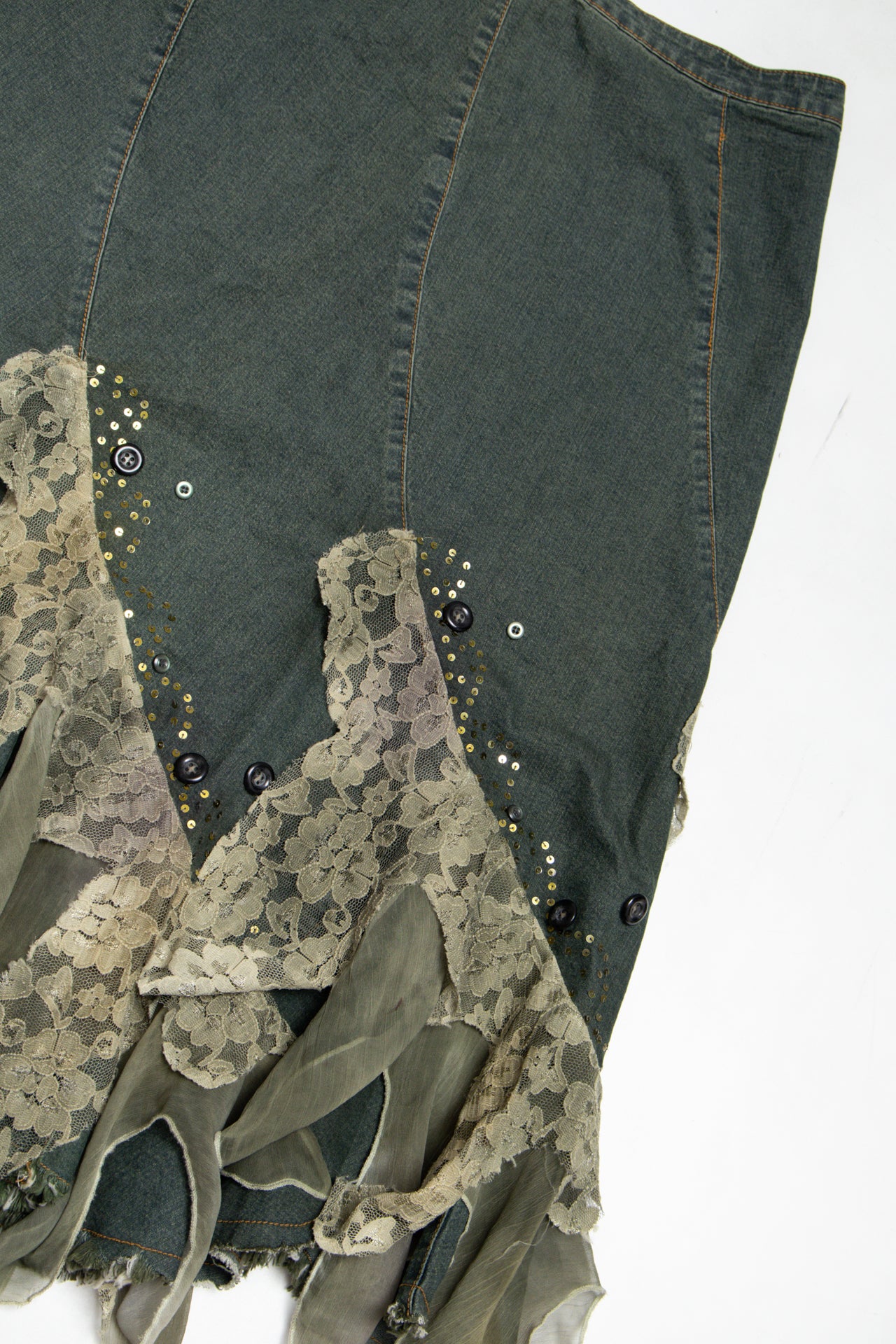 #210 denim lace trim sequinned midi skirt | c. 162 | size 12