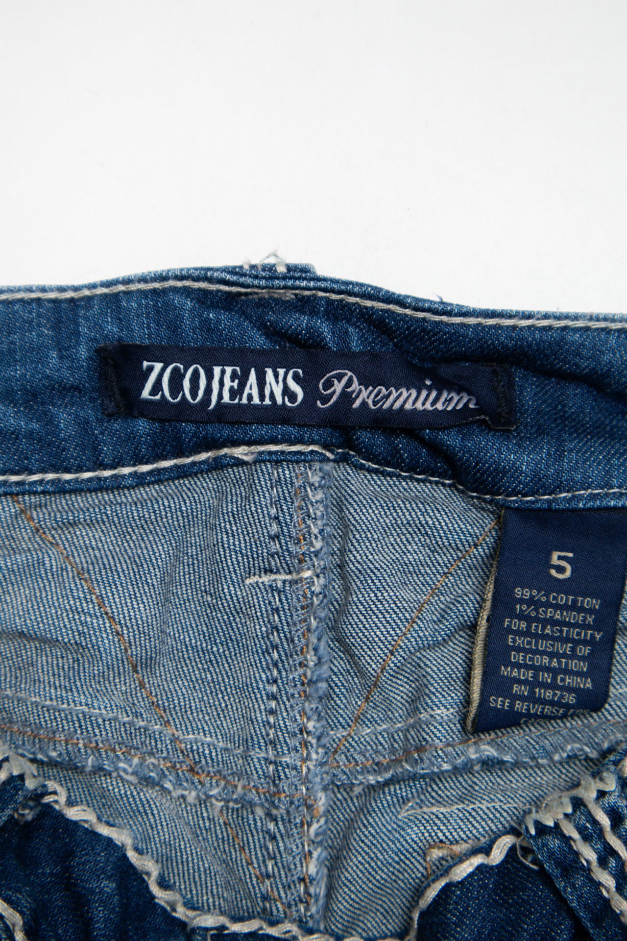 #213 ZCO Jeans stitch work mini shorts | c. 162 | size 6