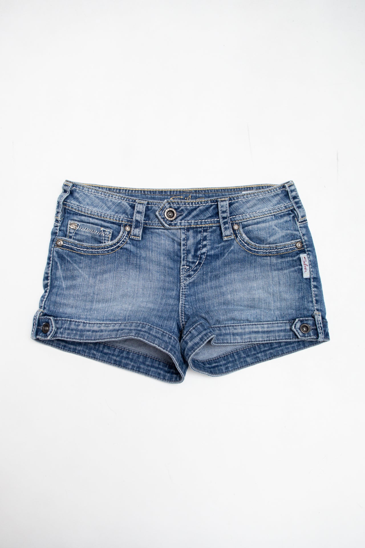 #219 Silver light wash denim mini shorts | c. 162 | size 6
