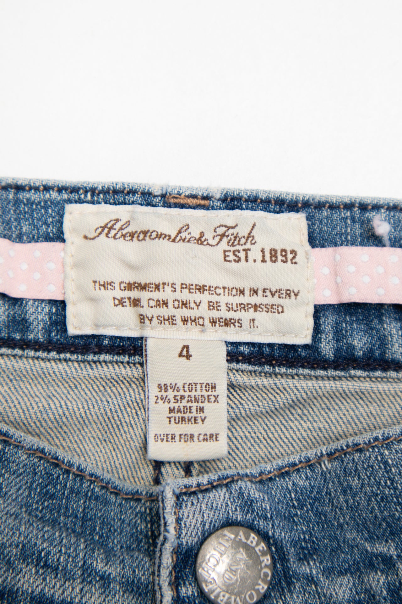 #221 Abercrombie & Fitch denim mini shorts | c. 162 | size 6