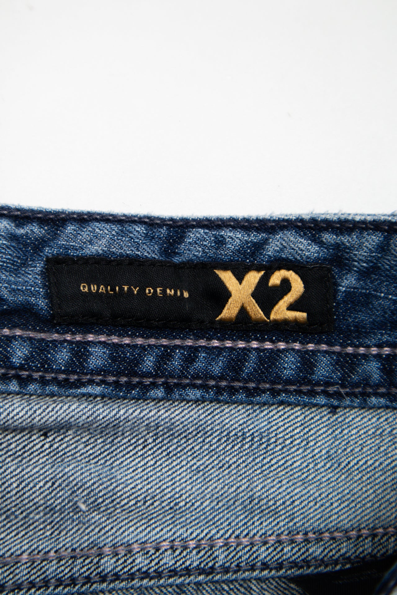 #223 X2 denim embroidered mini shorts | c. 162 | size 8