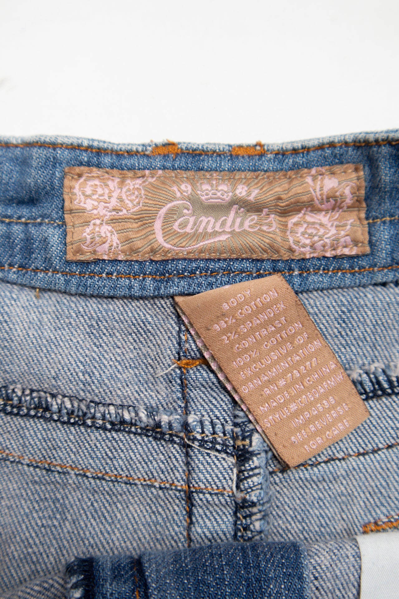 #11 Candies embroidered ruffle mini skirt | c. 162 | size 8/10