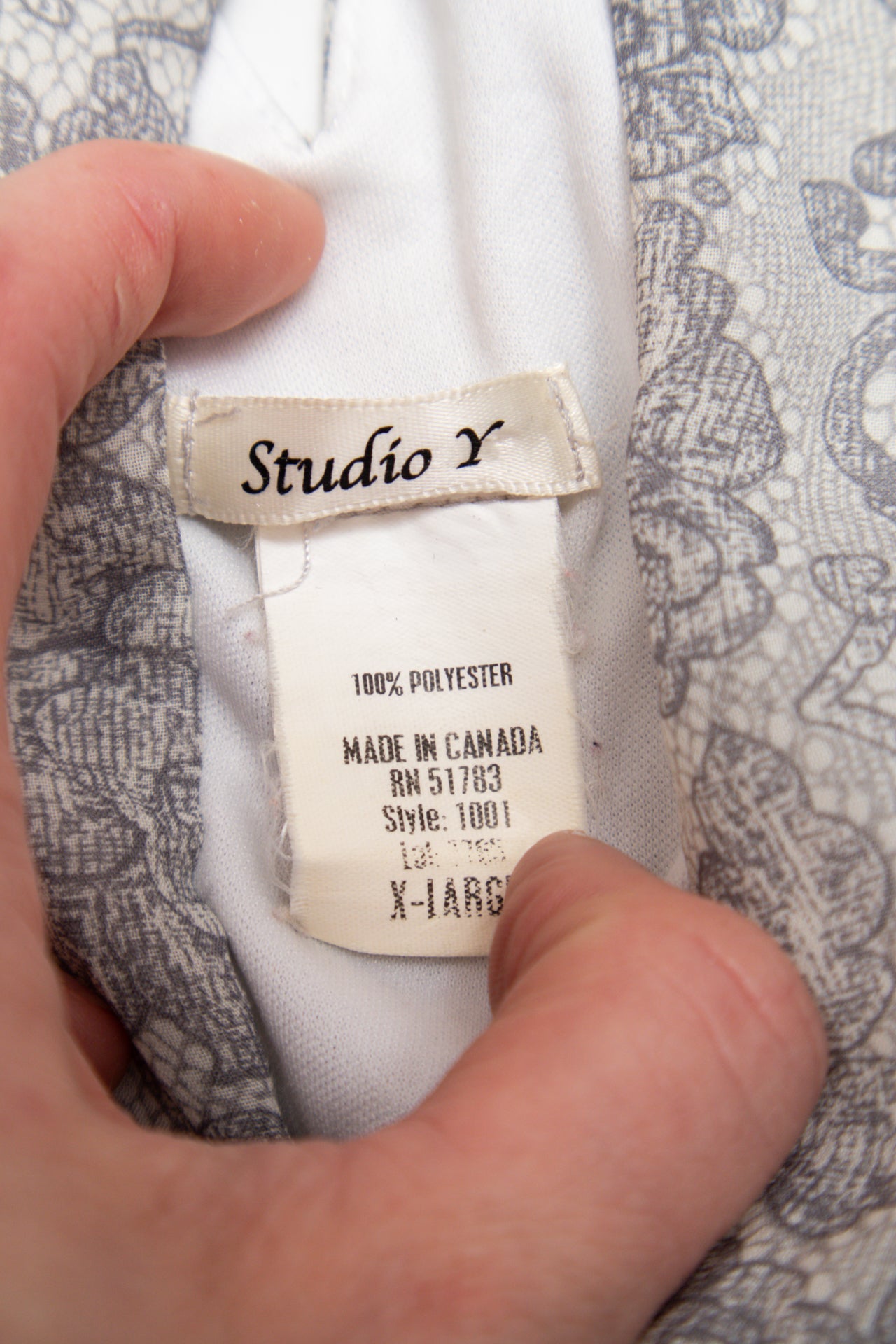 #69 Studio Y floral top | c. 162 | size 12