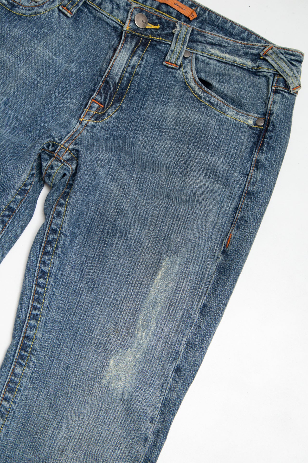 #147 Vigoss distressed denim light wash jeans | c. 162 | size 8/10