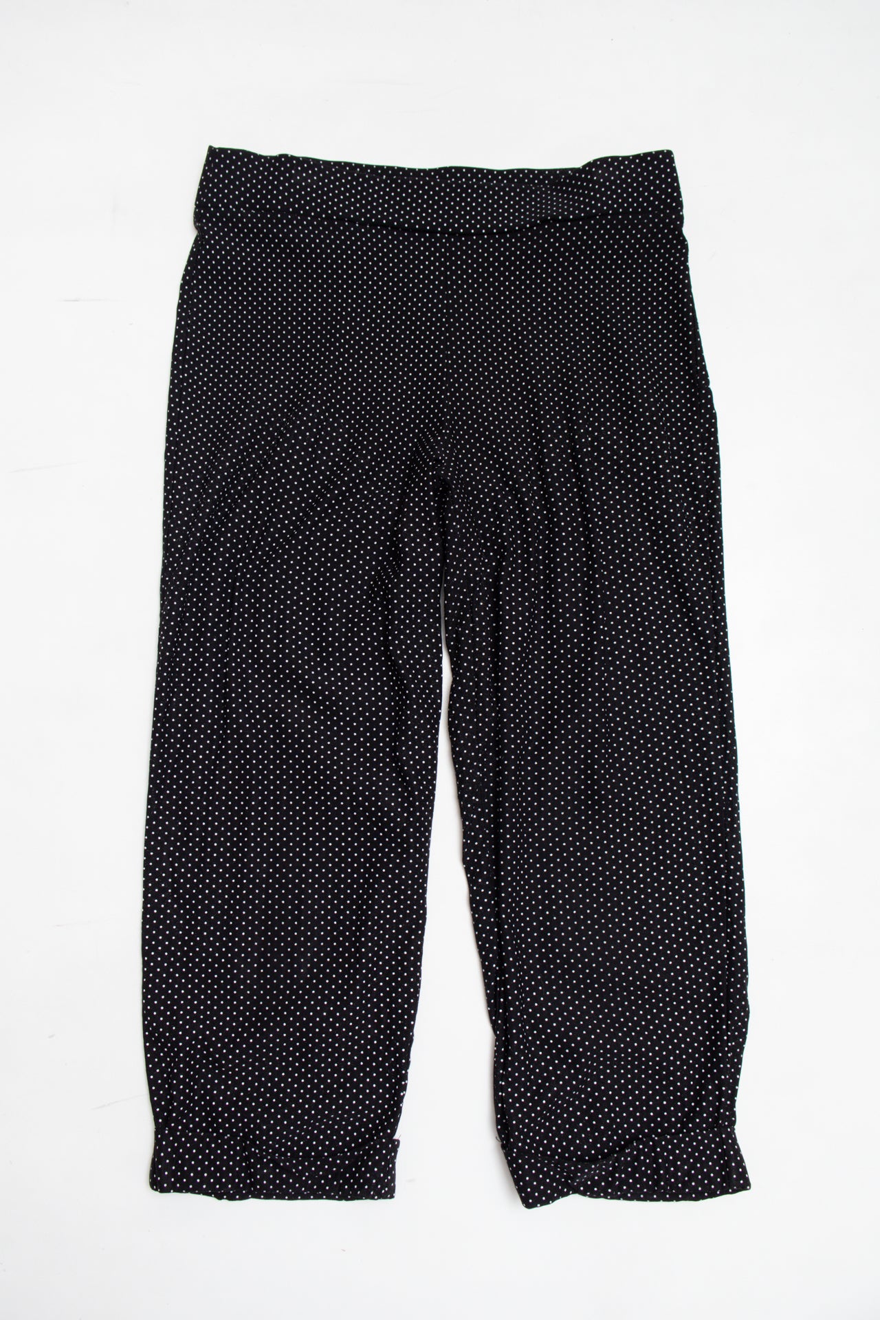 #152 Ella J polka dot capri pants | c. 162 | size 10