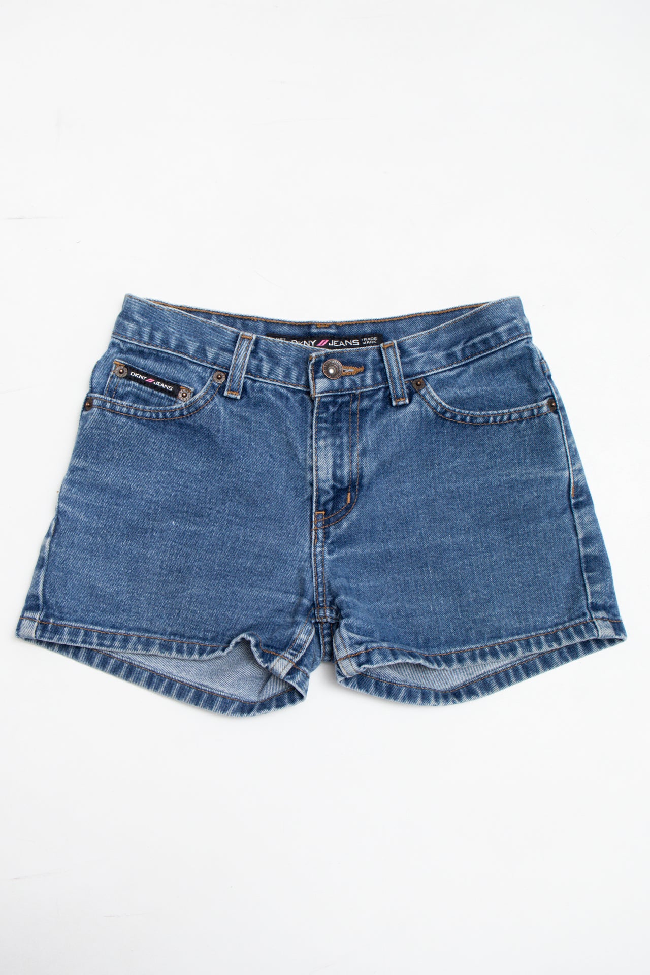 #189 DKNY high waisted denim shorts | c. 162 | size 4