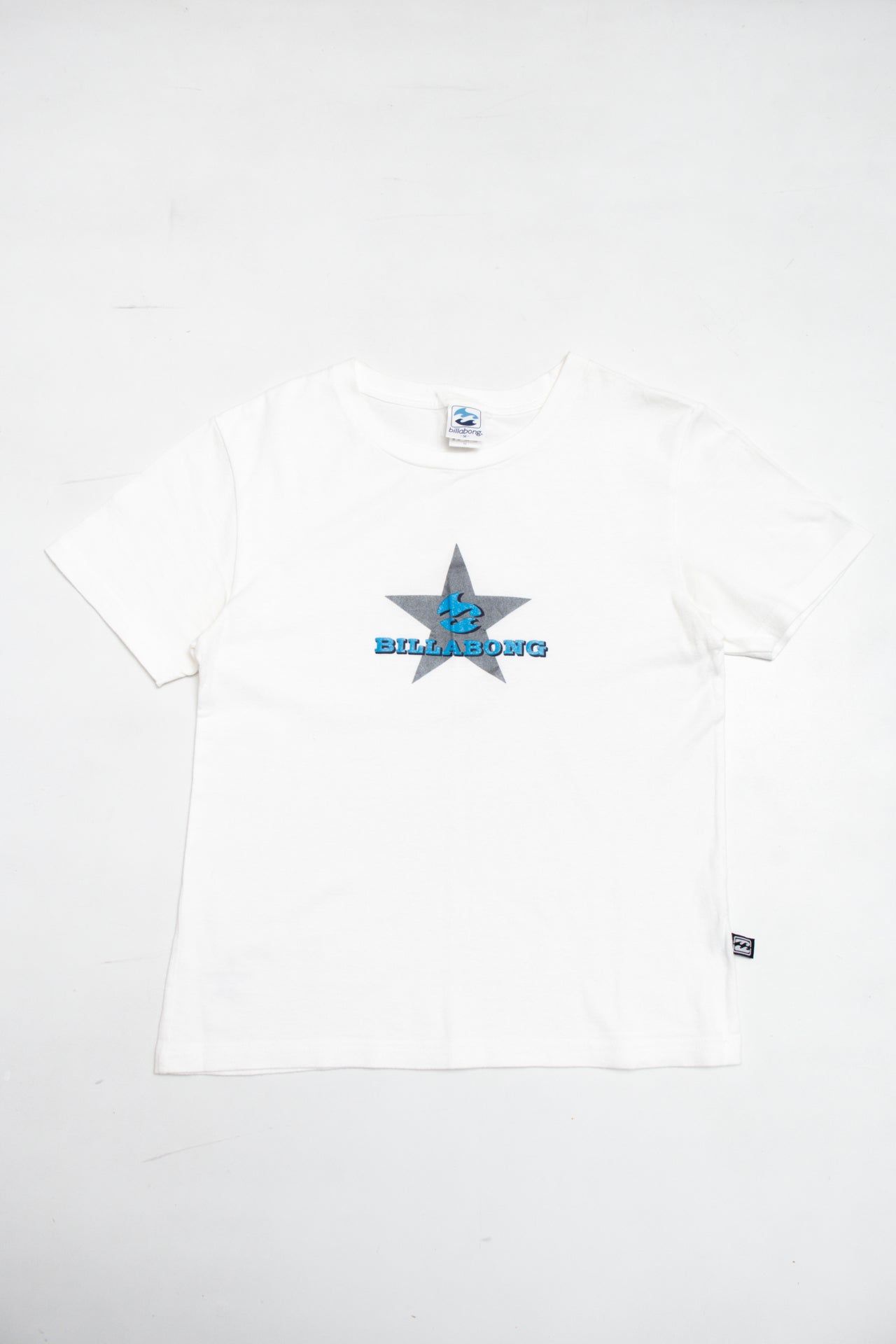 #212 Billabong white glittered cotton tee | c. 162 | size 10