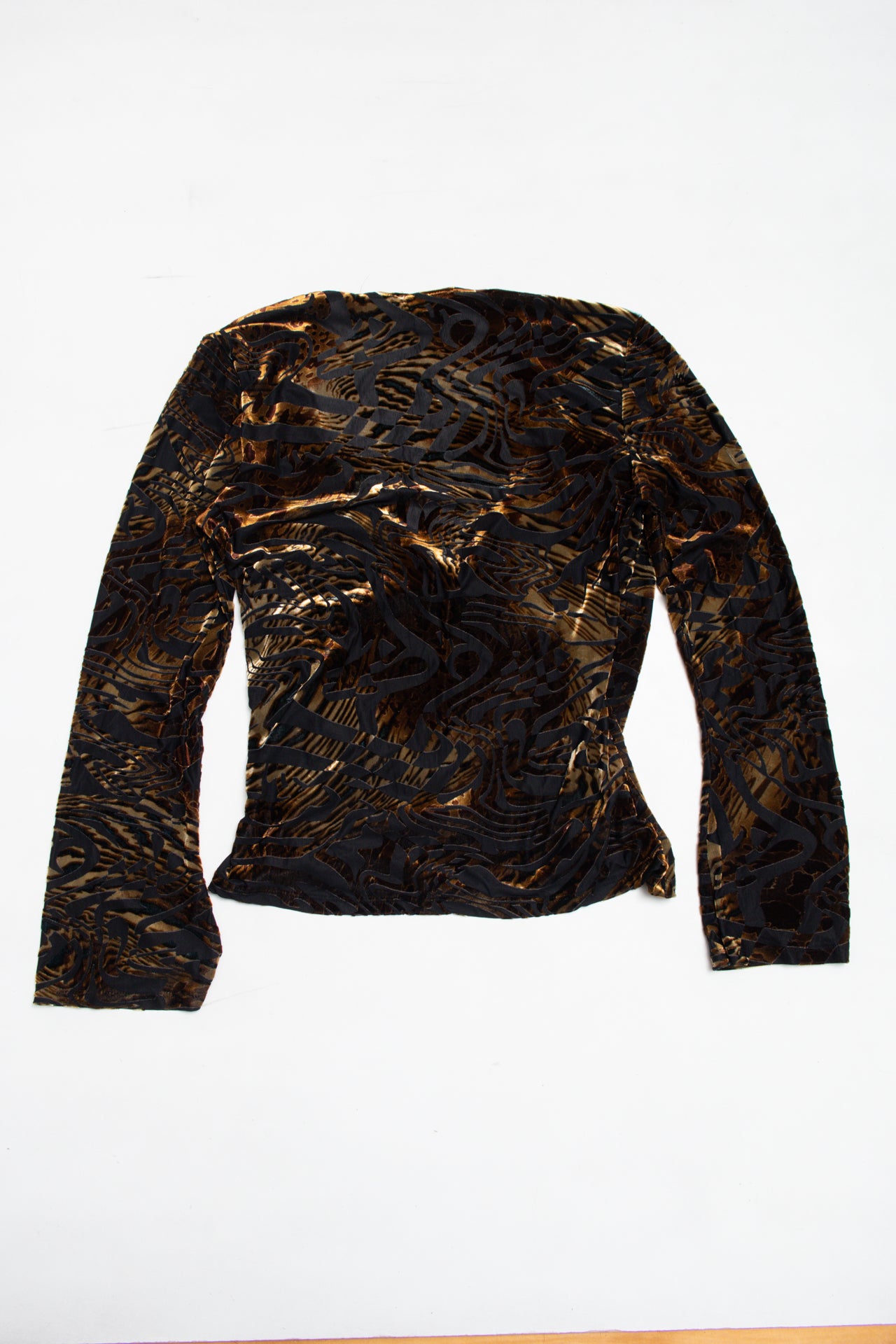#218 Susan Lawrence velvet top | c. 163 | size 10/12
