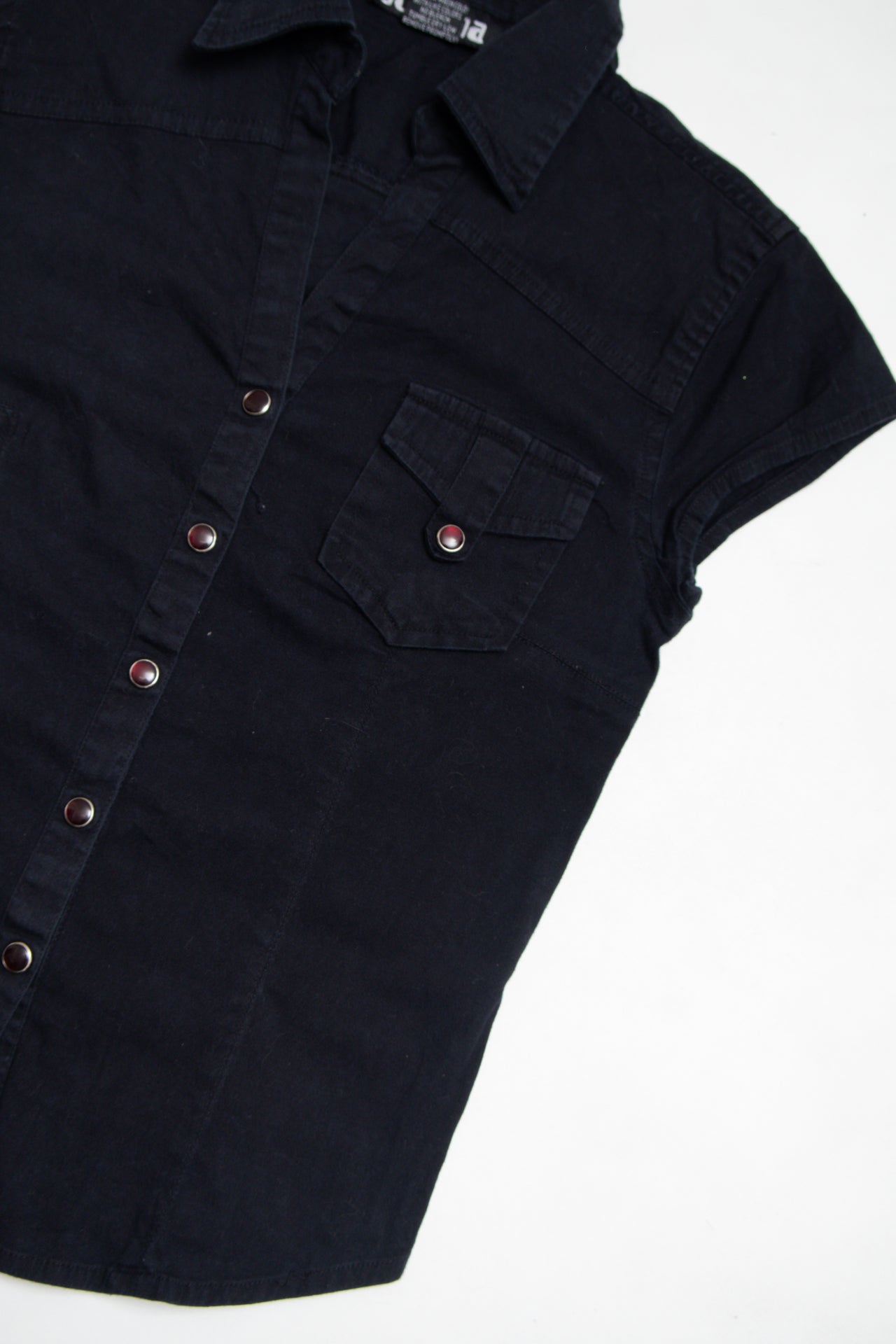 #223 Juliana black button up | c. 163 | size 8