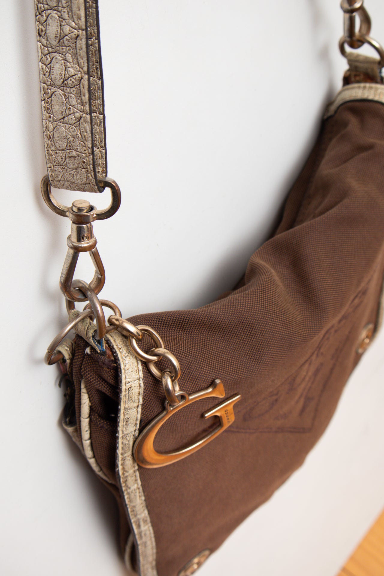 #250 Guess canvas satchel | c. 163