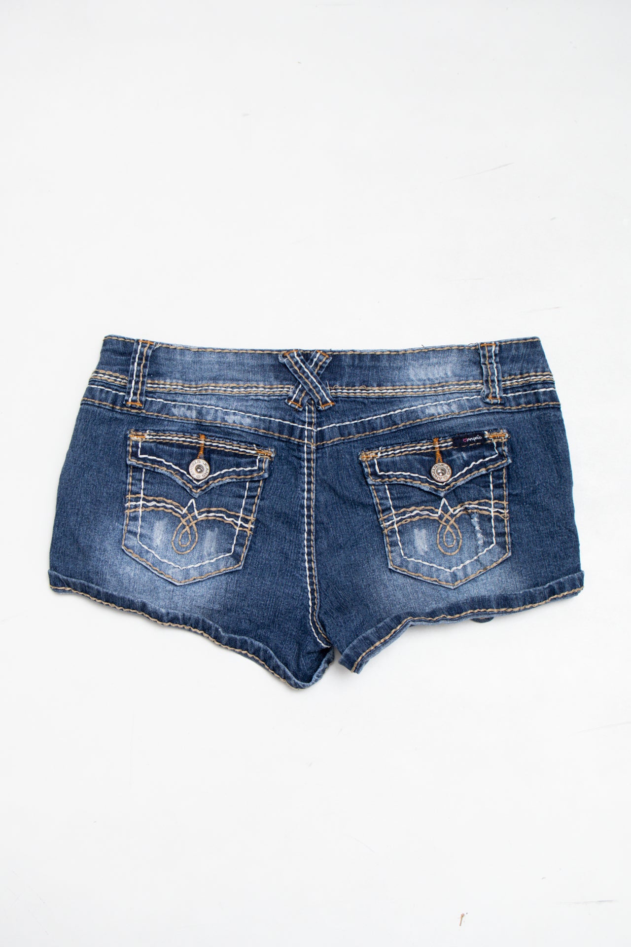 #08 Angels distressed dark wash mini denim shorts | c. 164 | size 8