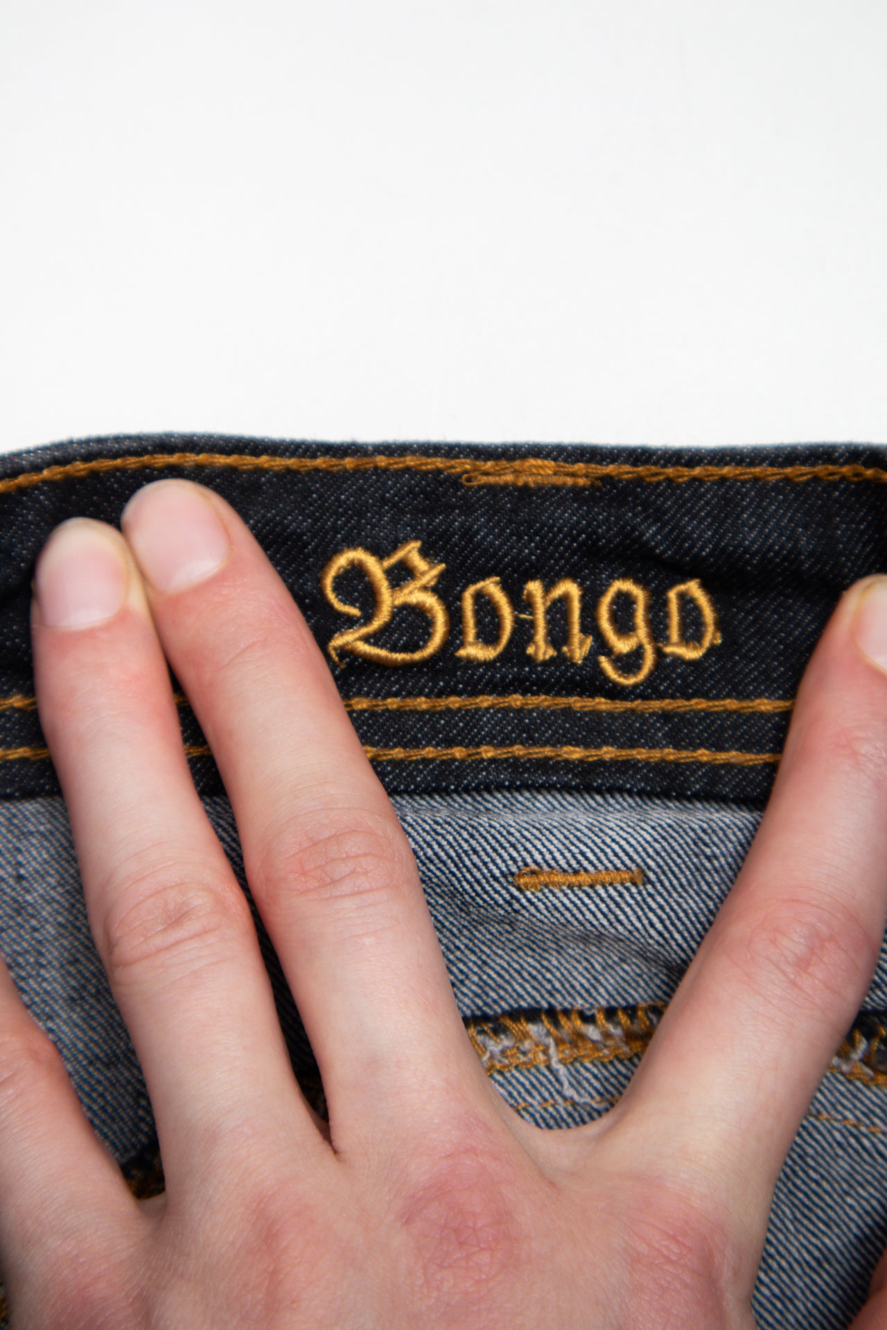 #10 Bongo pleated dark wash mini skirt | c. 164 | size 6