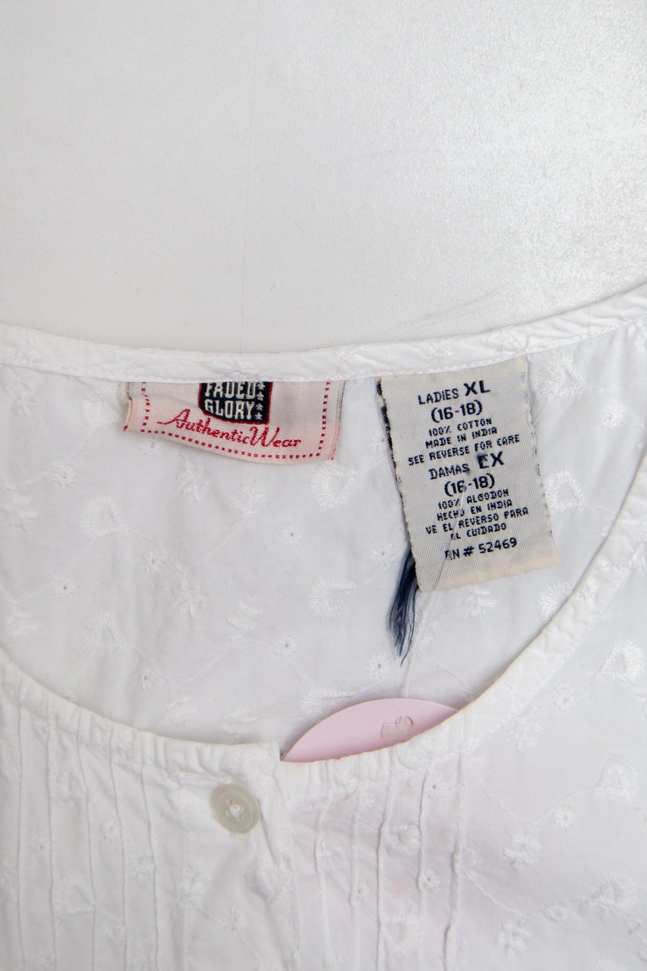 #20 Faded Glory embroidered cotton button up | c. 164 | size 14