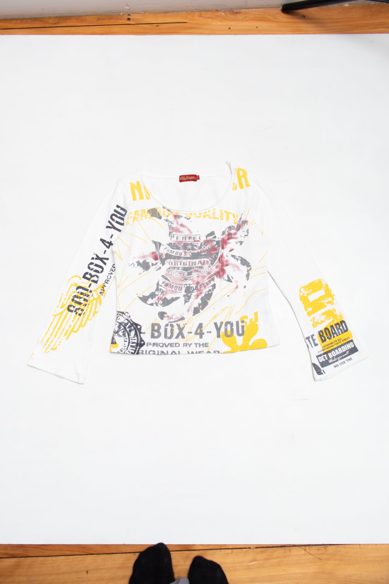 #25 Lola Espeleta graphic long sleeve | c. 164 | size 8