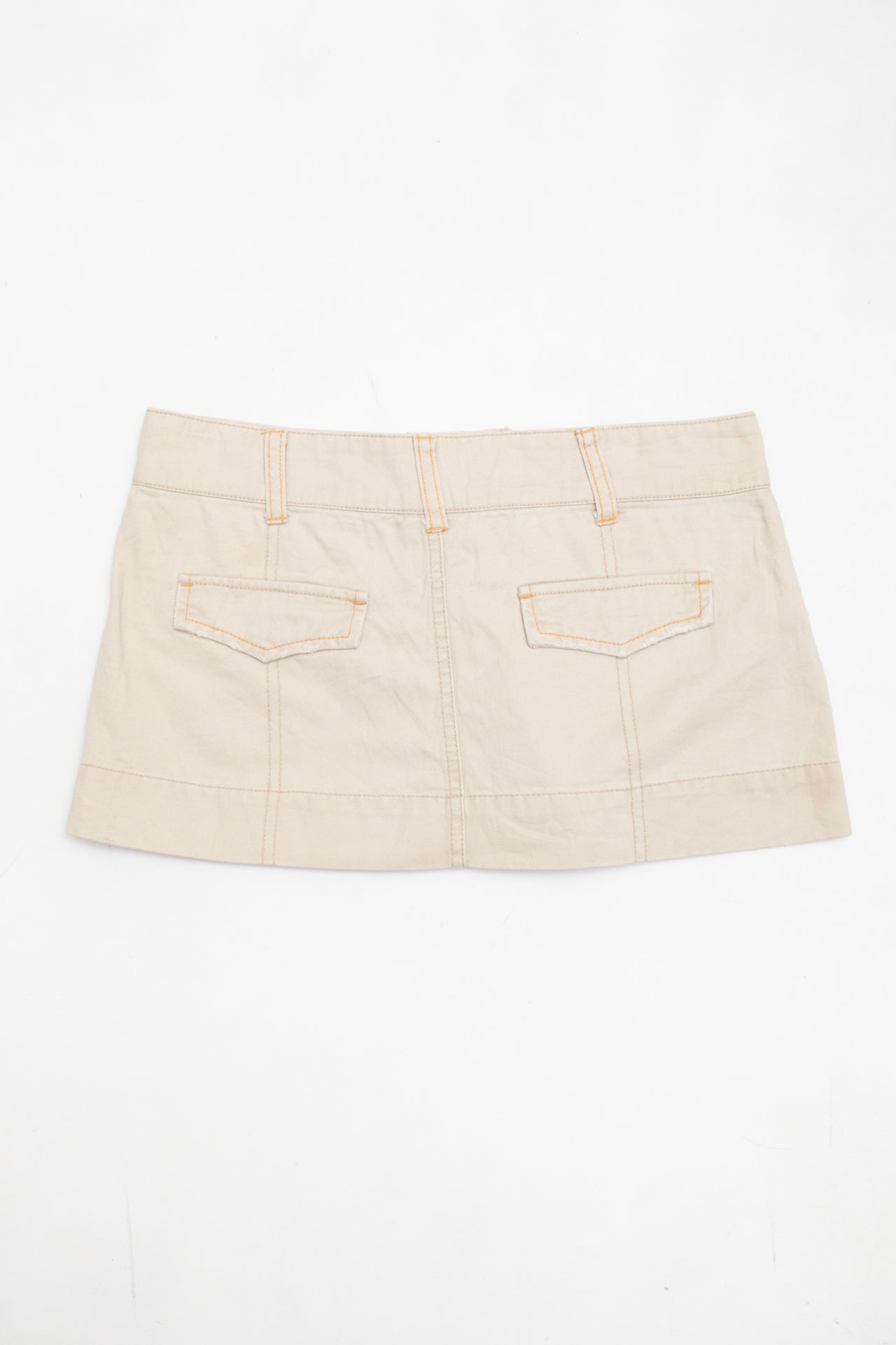 #63 Taunt Beige Mini | Collection 139 | Size 8