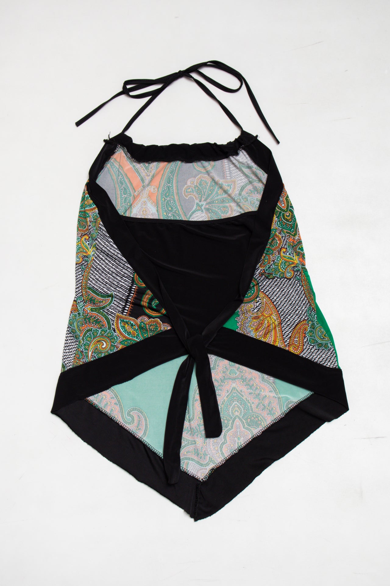 #68 paisley halter bandana top | c. 163 | size 8/10
