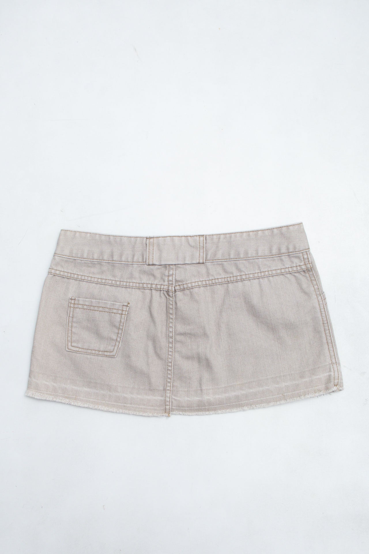 #67 Light Grey Denim Mini | Garden Brat | Size 8