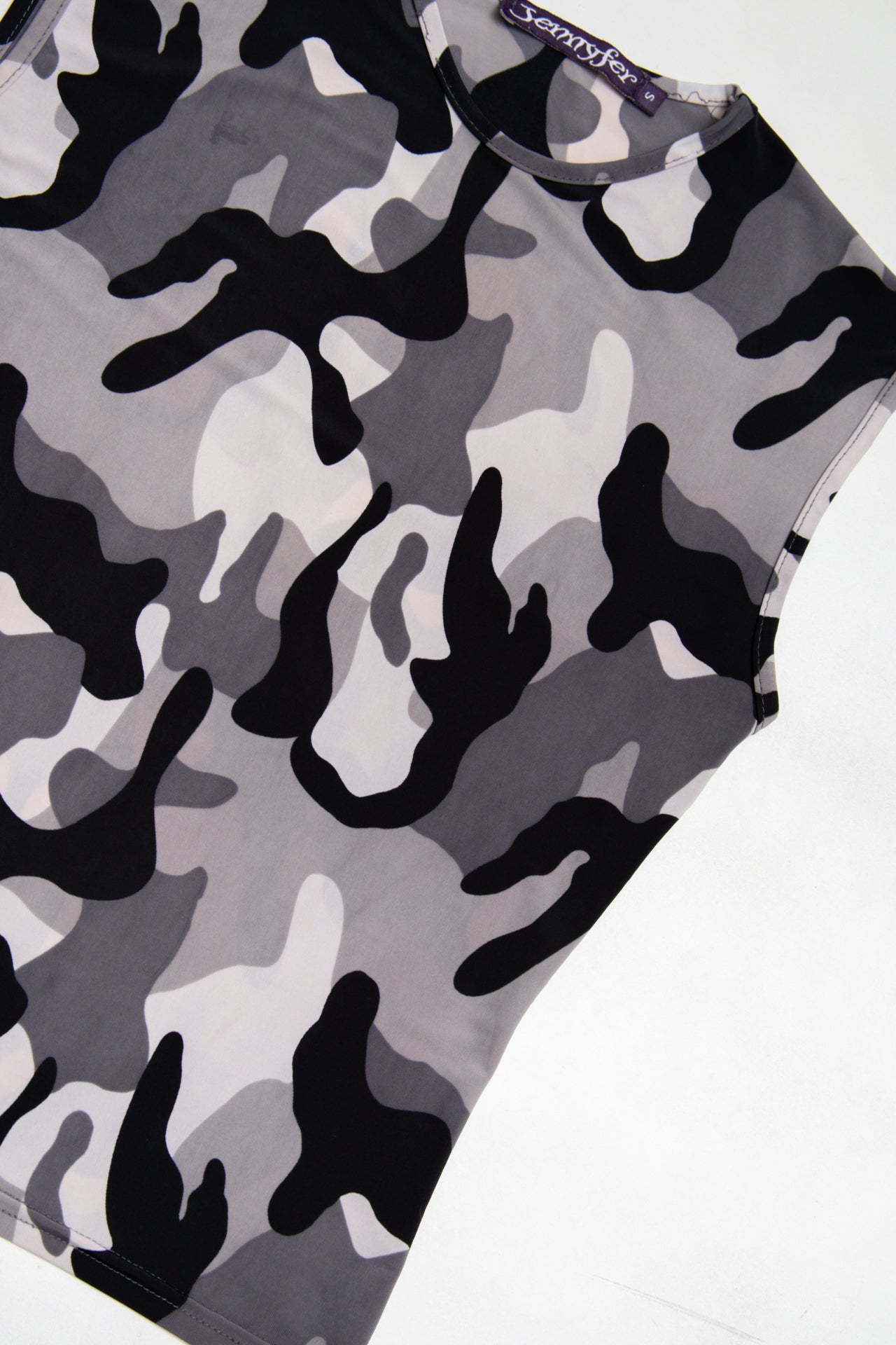 #106 Jennyfer camo tank | c. 164 | size 8