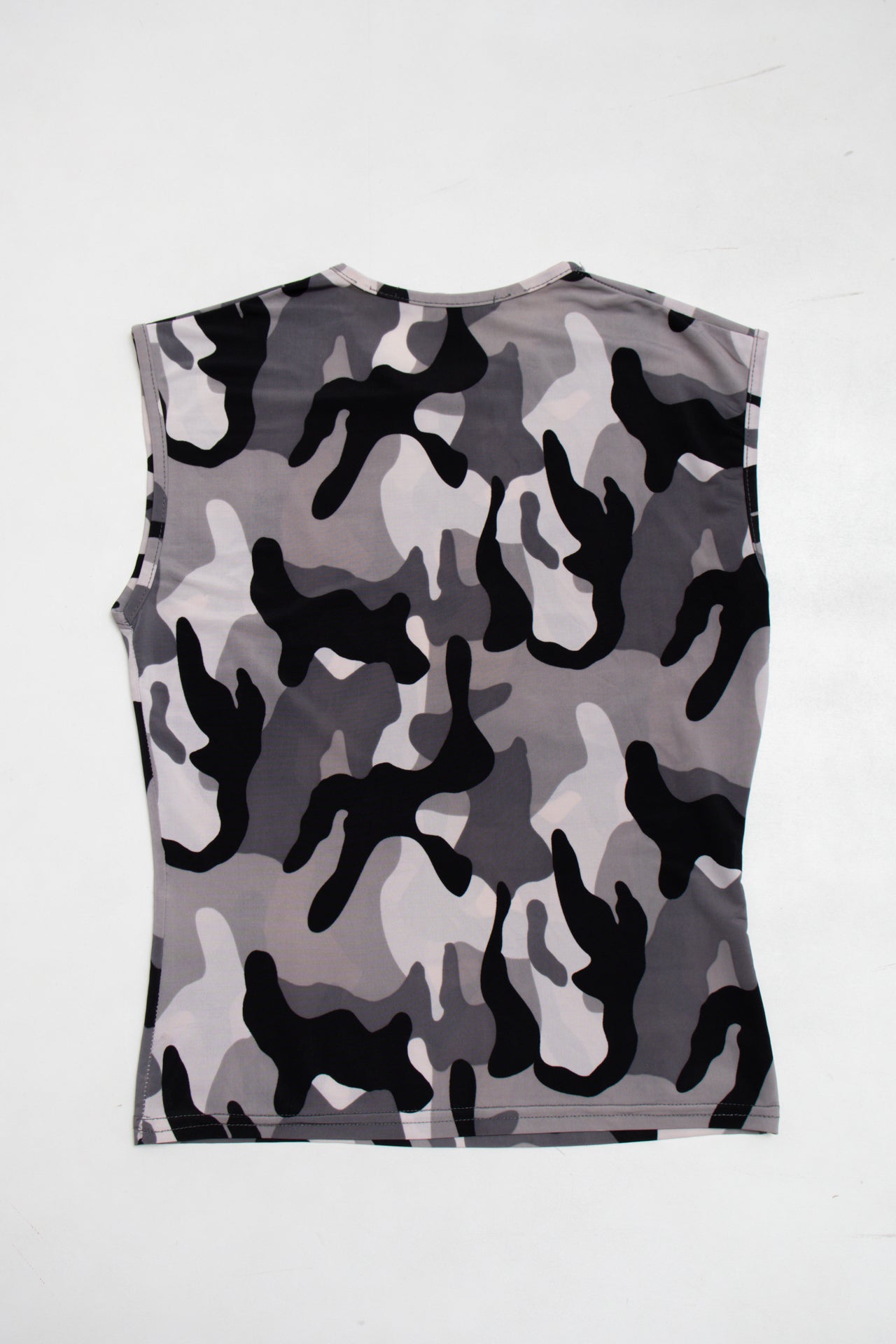 #106 Jennyfer camo tank | c. 164 | size 8