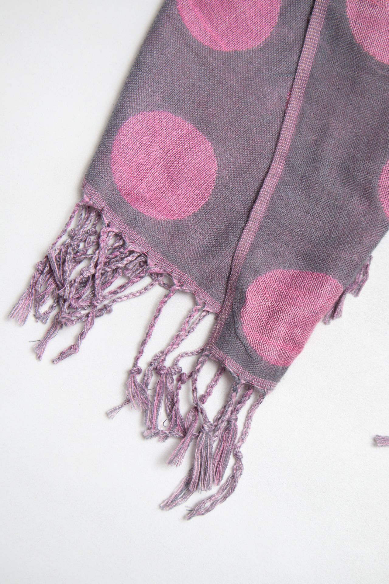 #139 Pink & grey polka dot scarf | c. 164