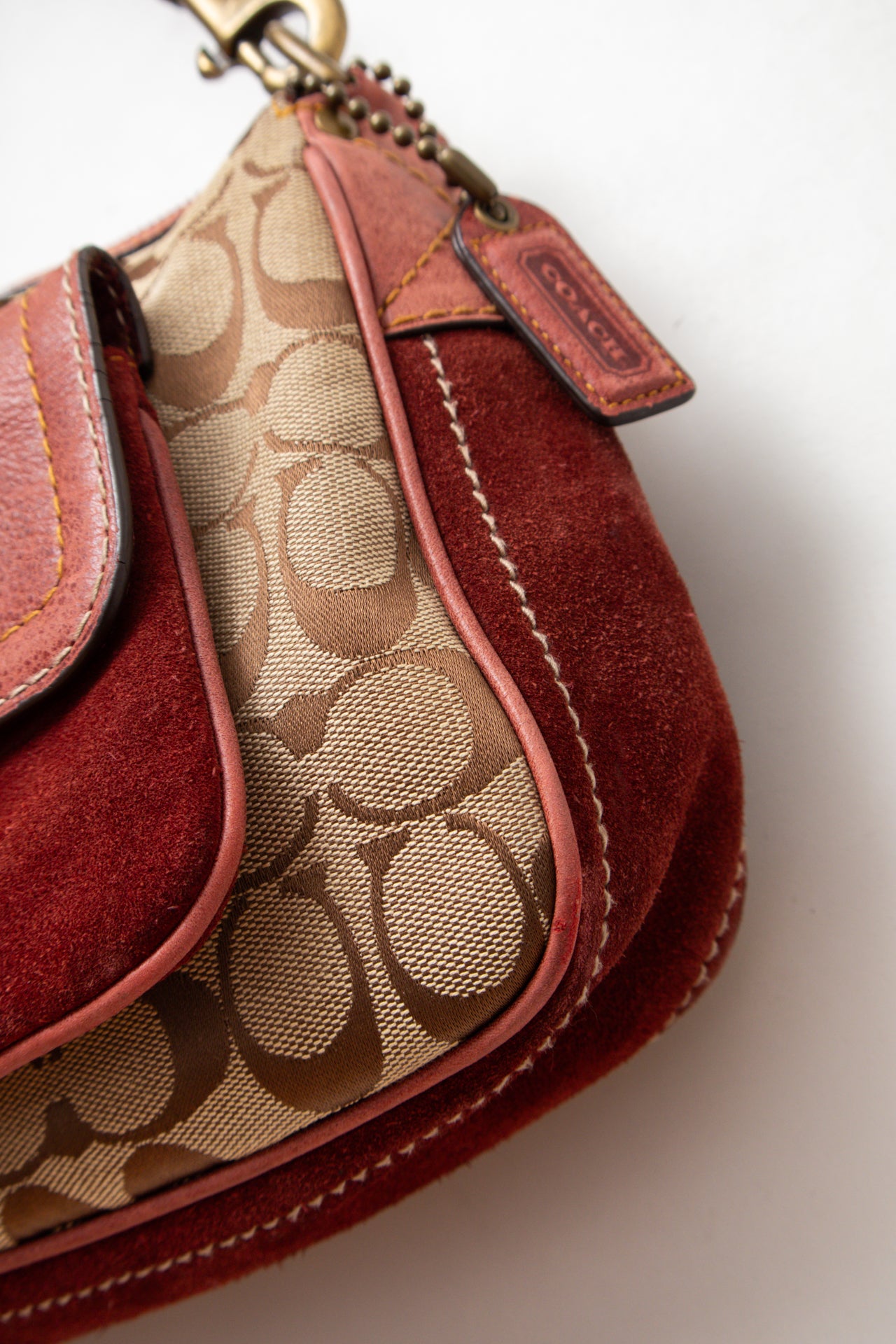 #192 Coach burgundy suede buckle bag | c. 164