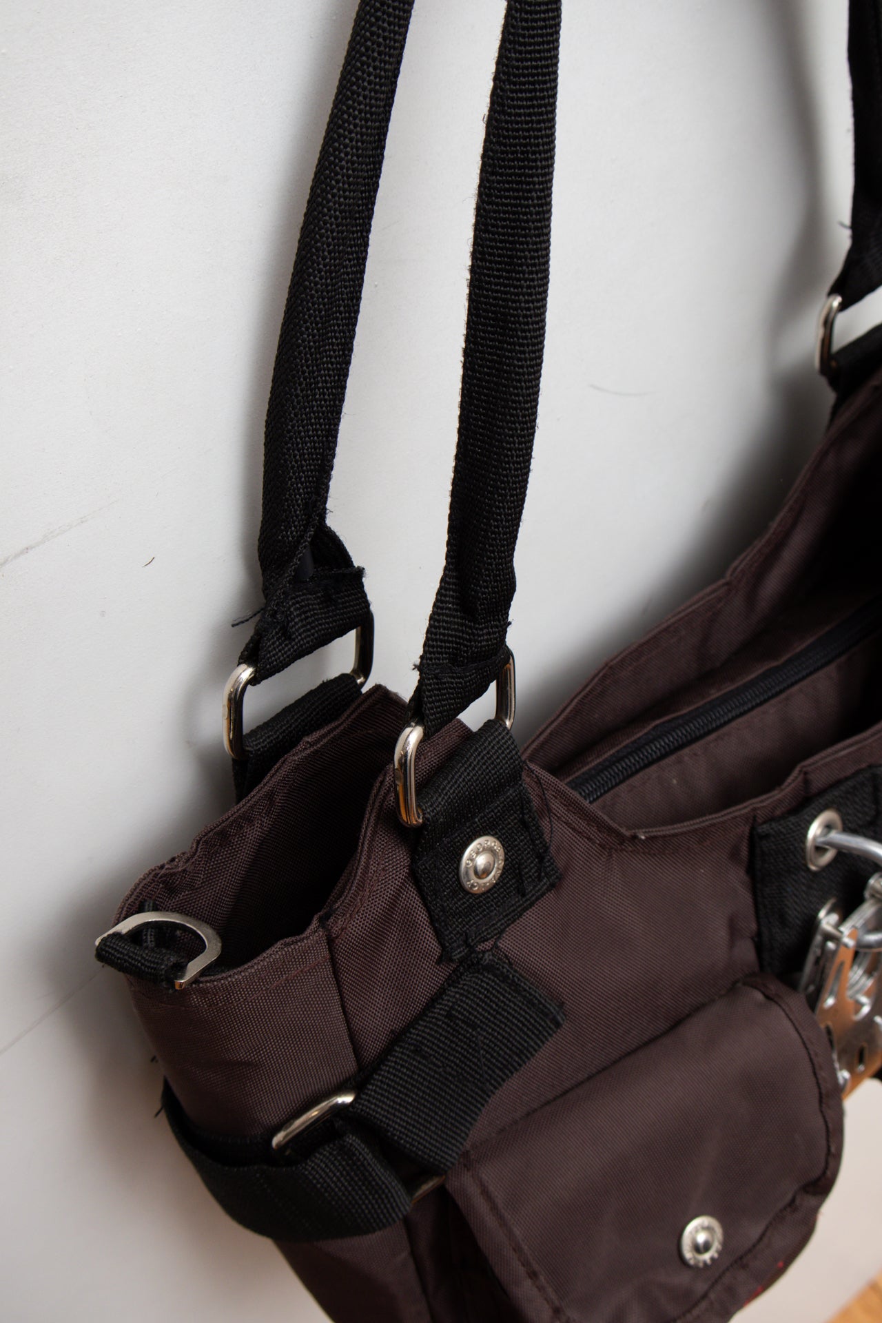 #194 GG&L brown/black utility bag | c. 164
