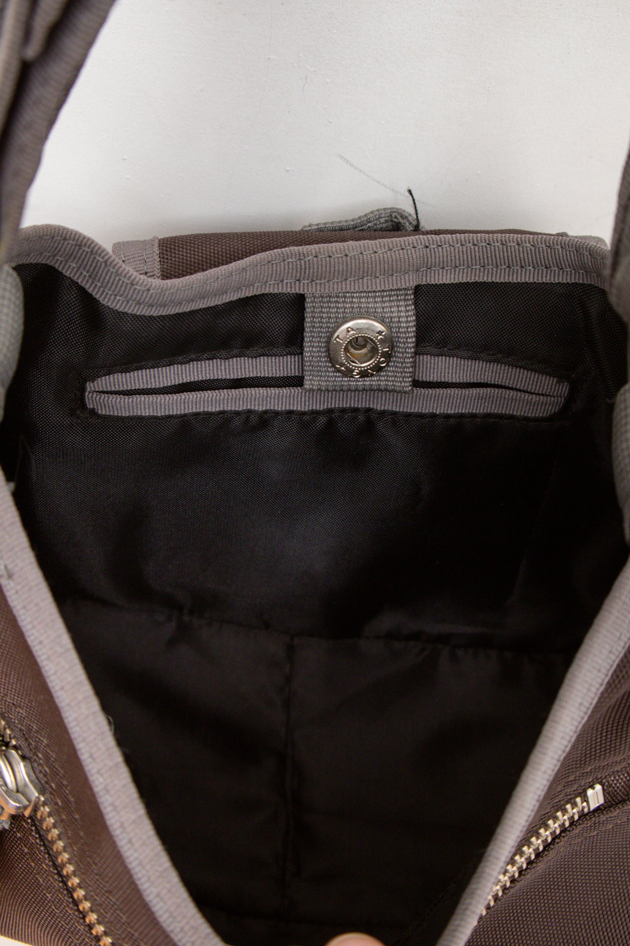 #195 GG&L brown/grey mini utility bag | c. 164