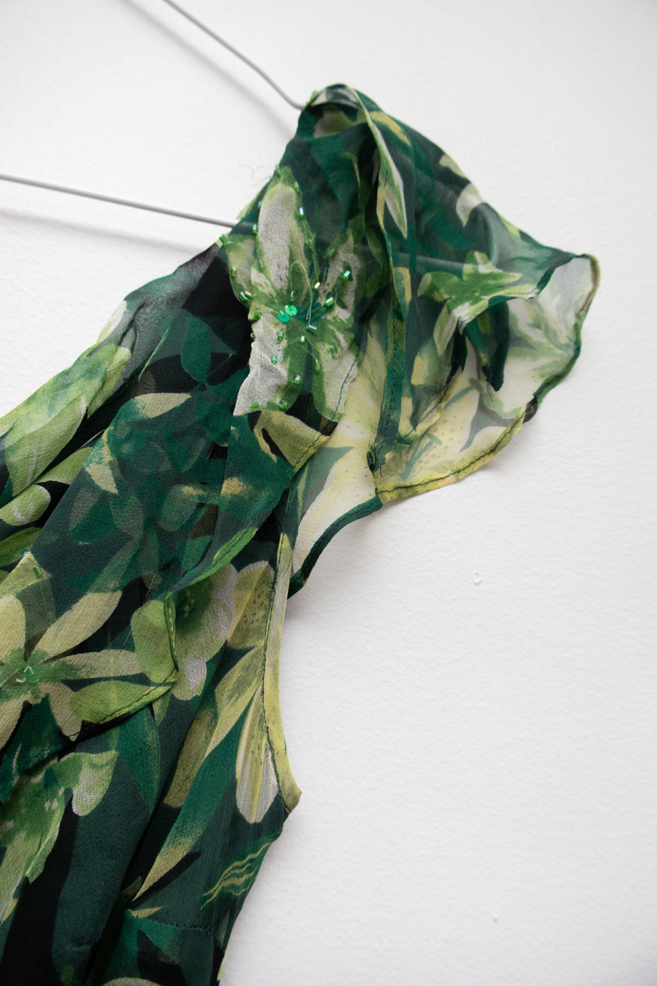 #217 Silk beaded green floral boat-neck dress | c. 164 | size 10/12