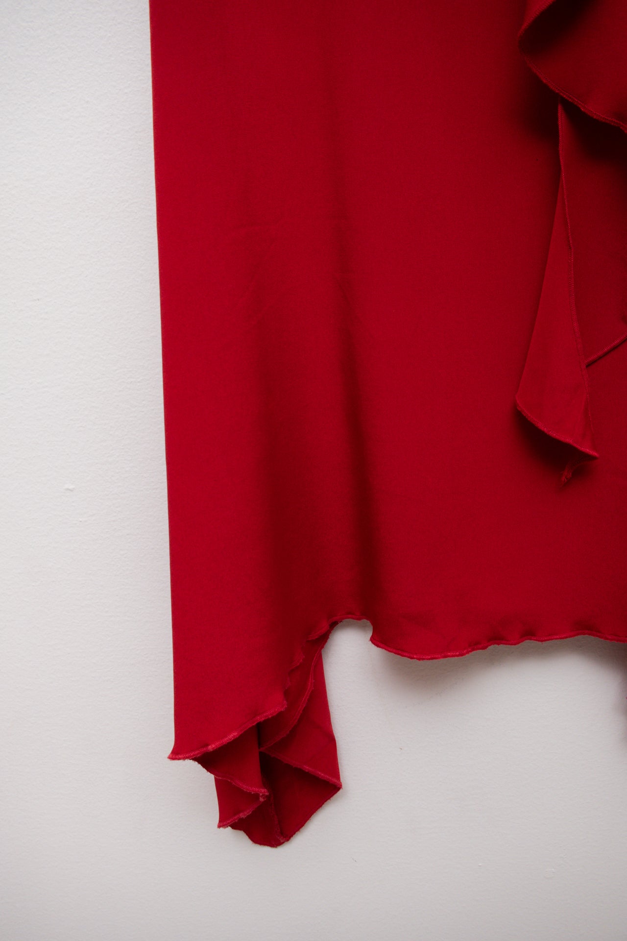 #218 Filippa red frilled midi skirt | c. 164 | size 8