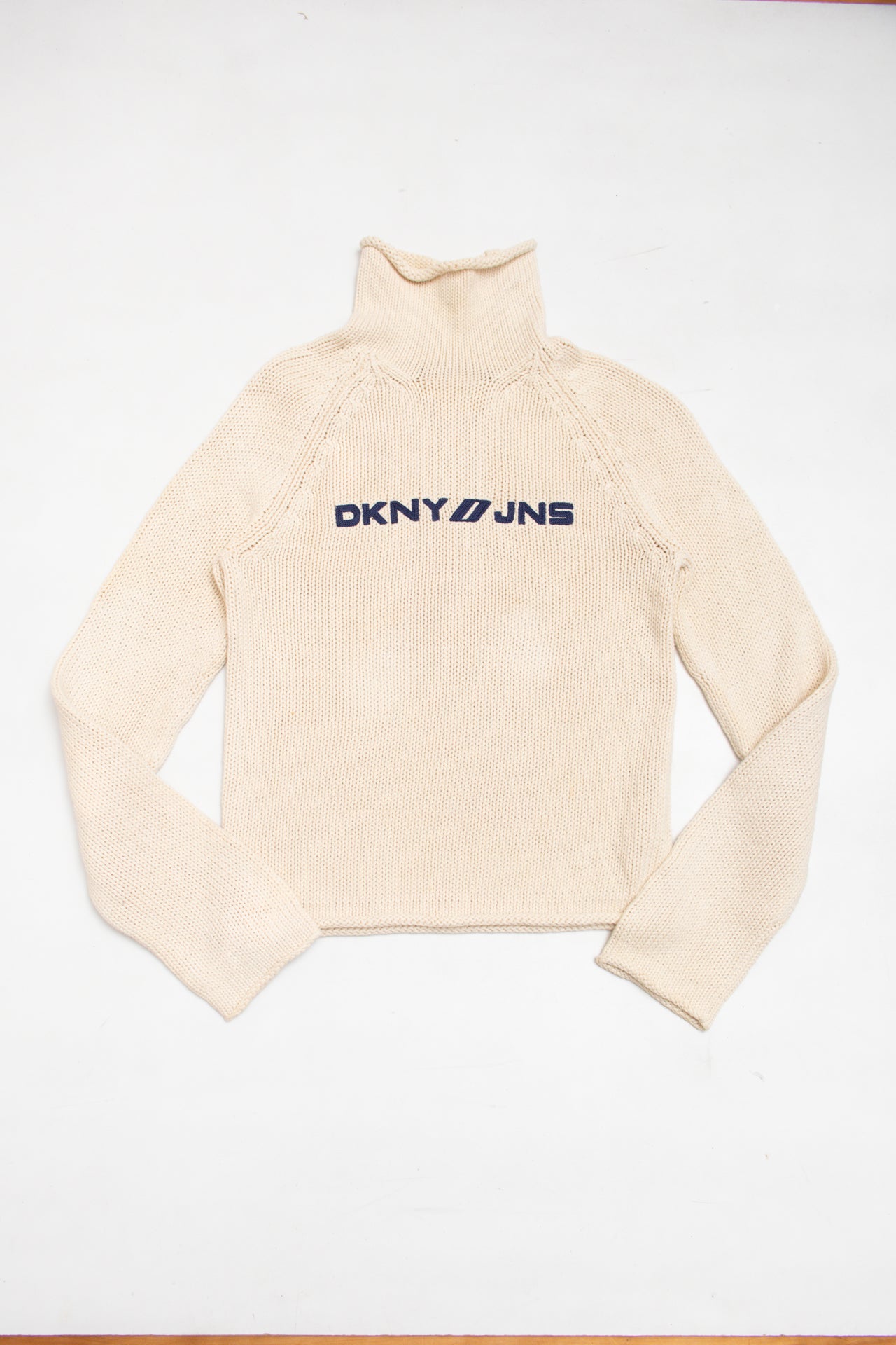 #05 DKNY *cream cotton turtle neck jumper | c. 165 | size 8/10