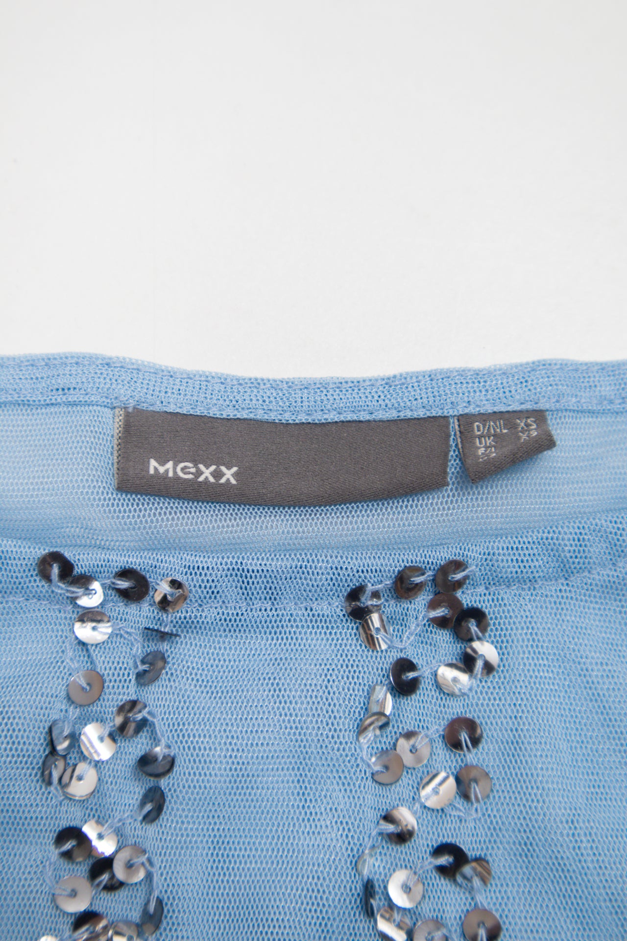 #07 Mexx sequinned baby blue cami | c. 165 | size 6/8