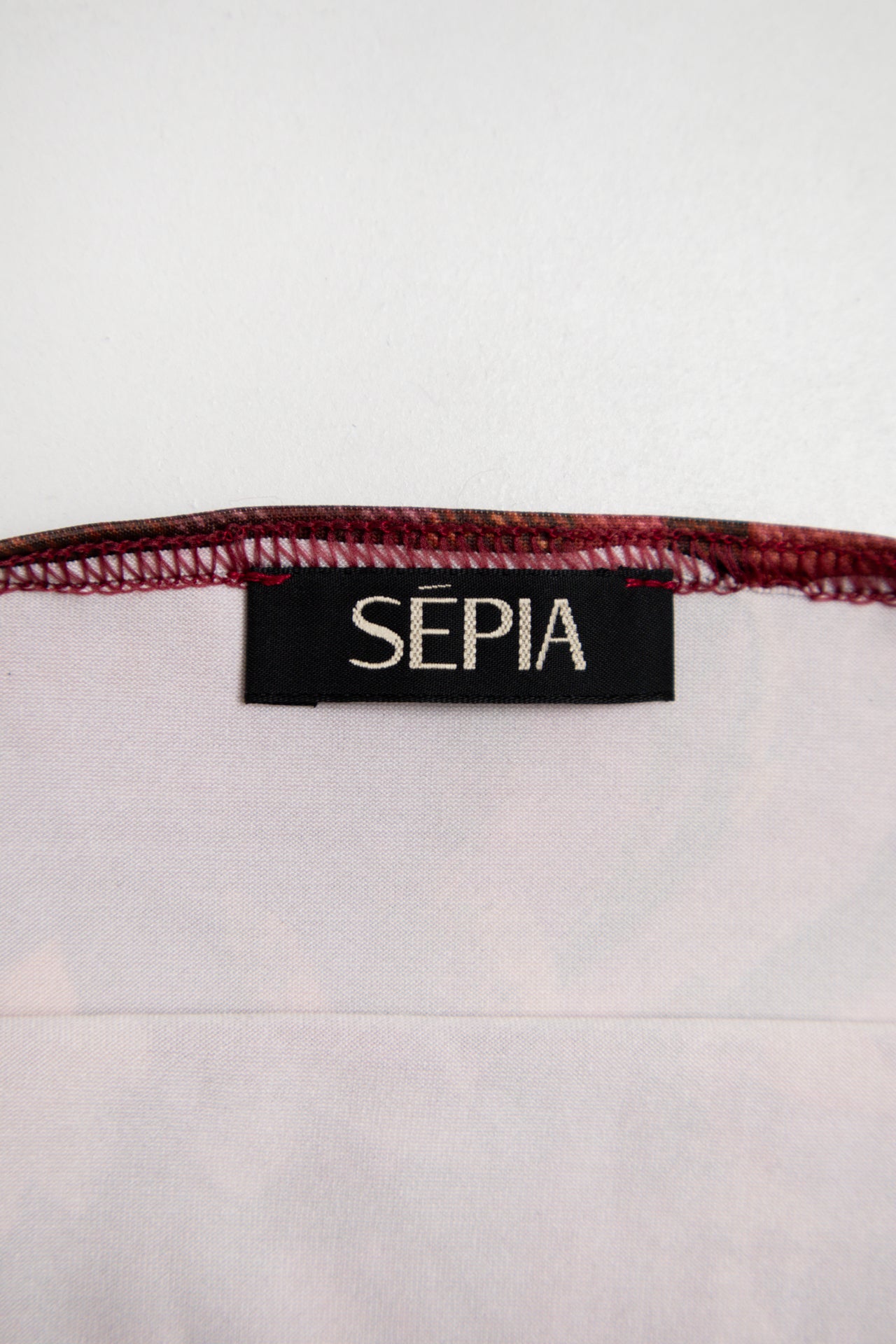 #18 Sepia cow-neck graphic tank | c. 165 | size 10