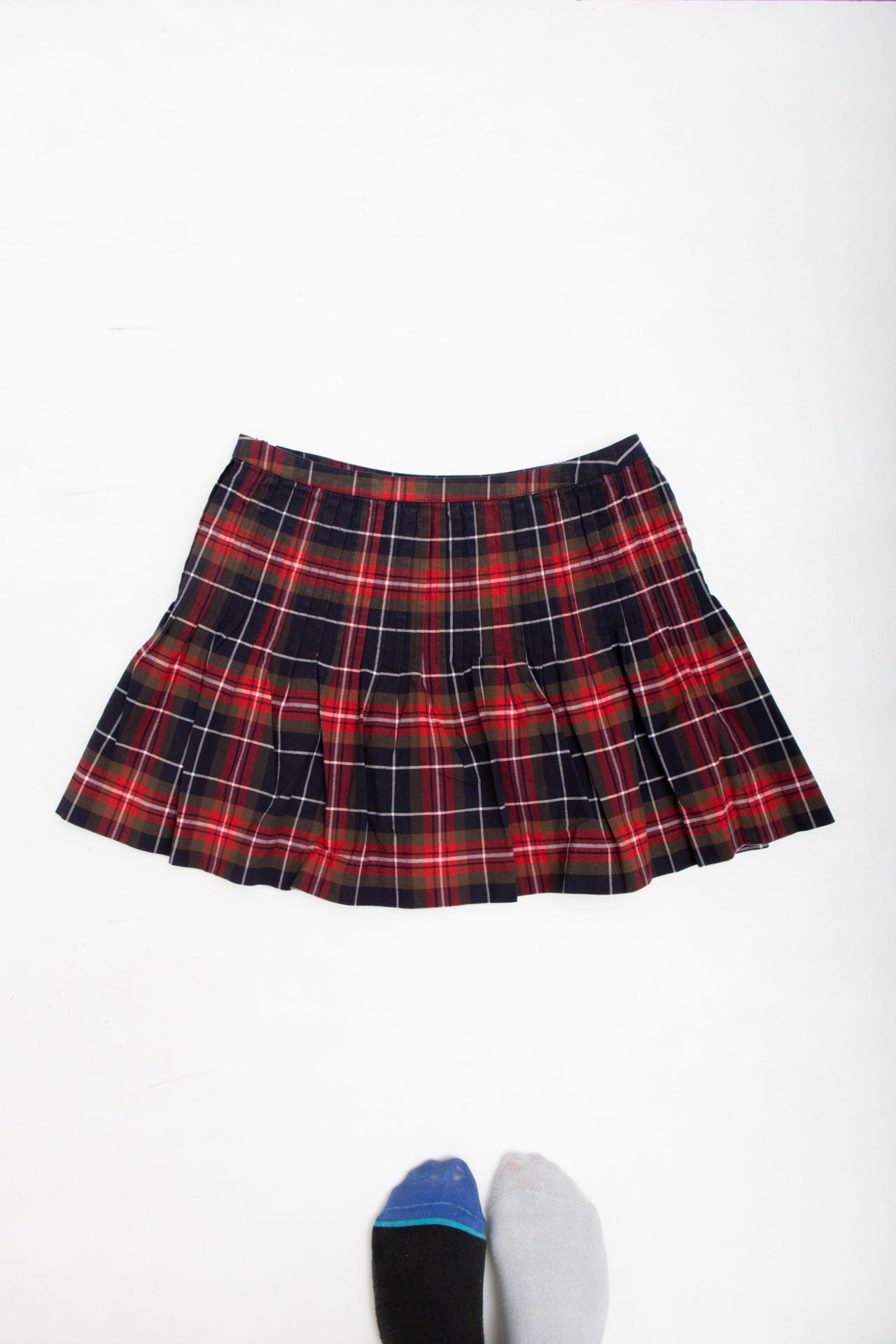 #58 Knight Bridge Plaid Pleated Mini | Collection 140 | Size 8