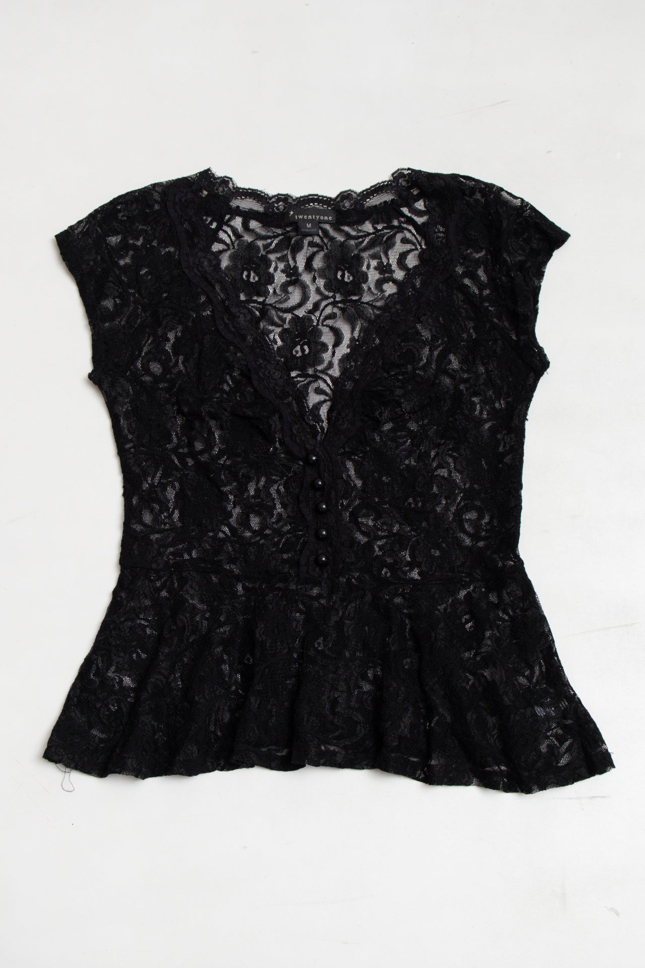 #42 Twenty One lace buttoned top | c. 165 | size 10