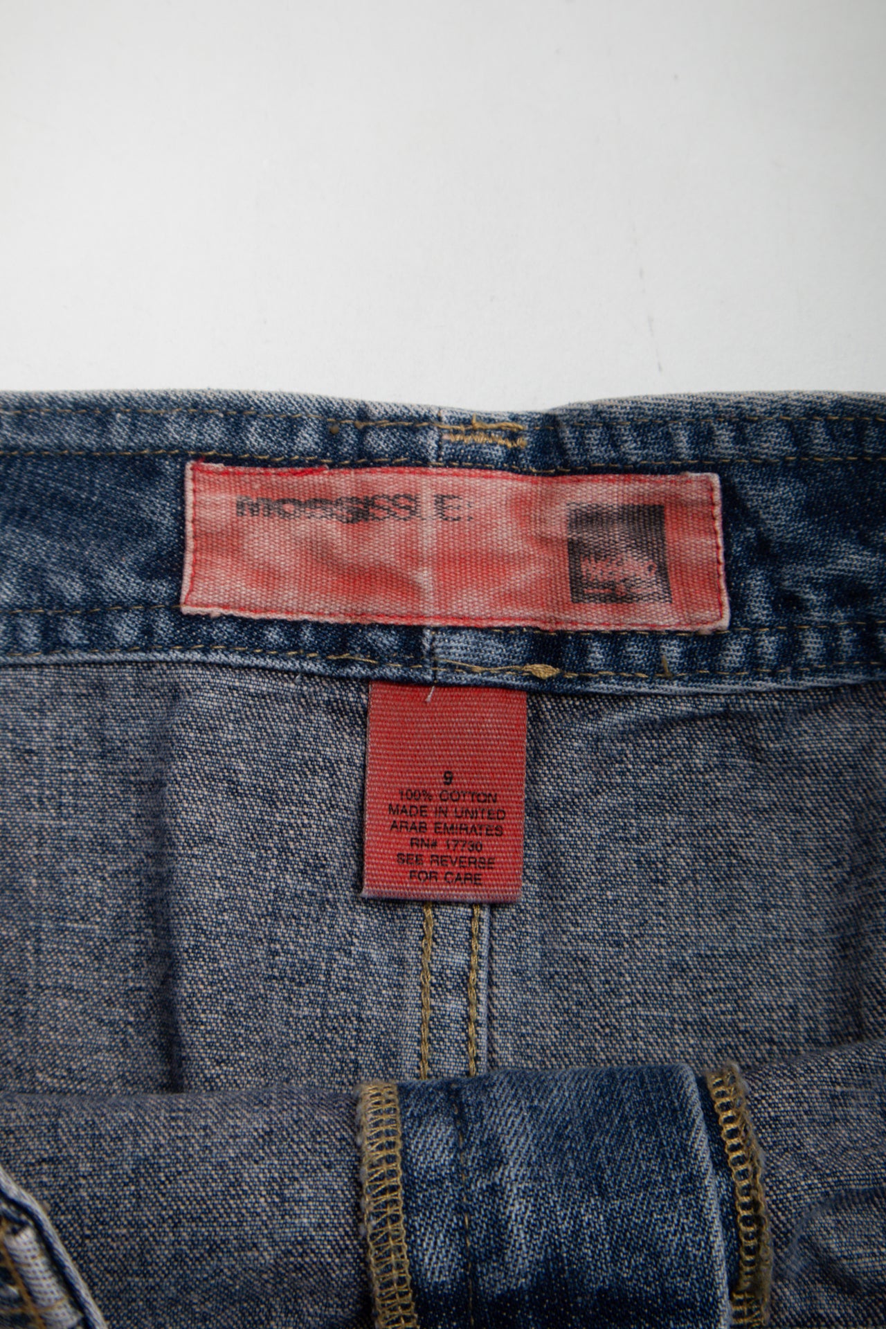 #257 statement zip denim skirt | c. 156 | size 8
