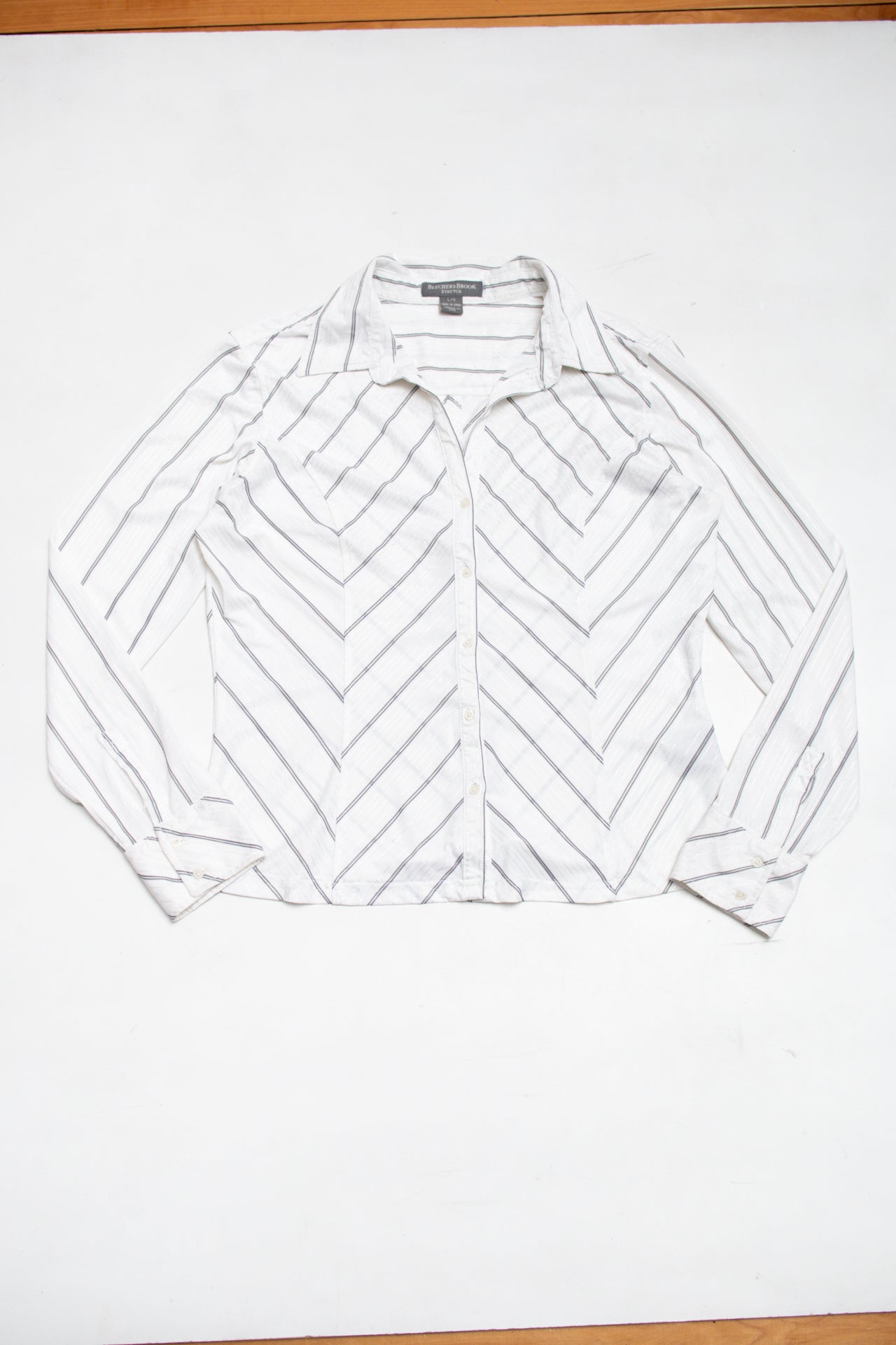 #65 Beechers Brook striped fitted button up | c. 165 | size 12/14