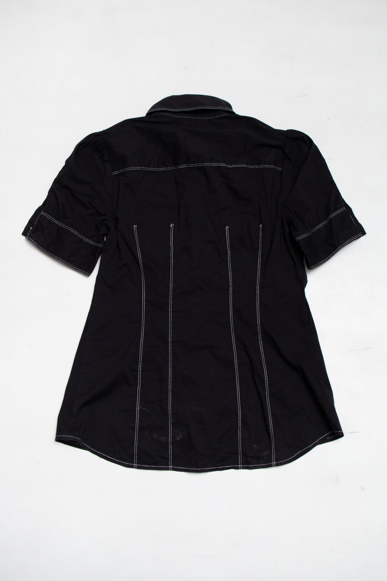 #68 Bebe white stitch button up | c. 165 | size 10