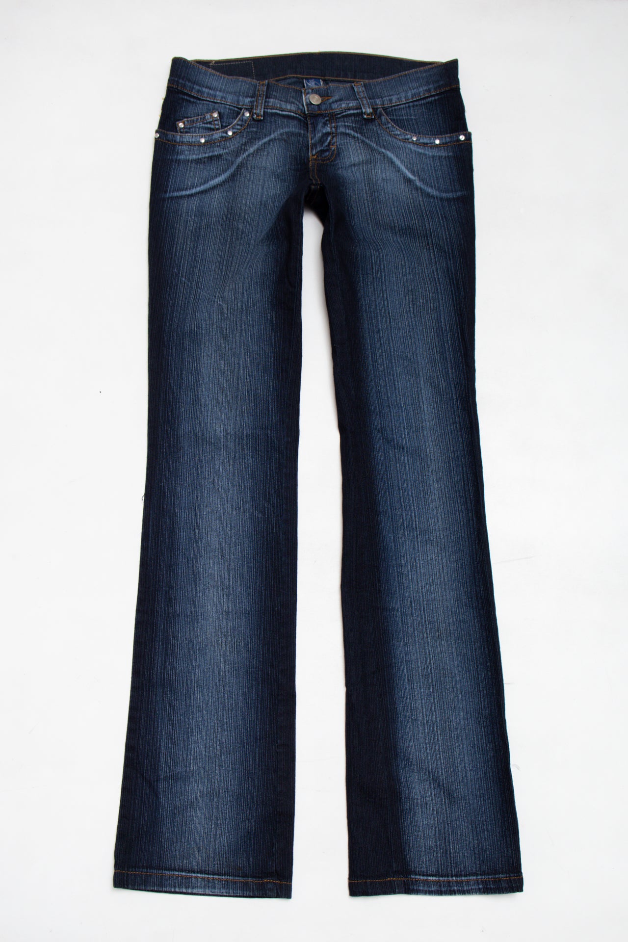#78 Beverly dark-wash studded embroidered jeans | c. 165 | size 8