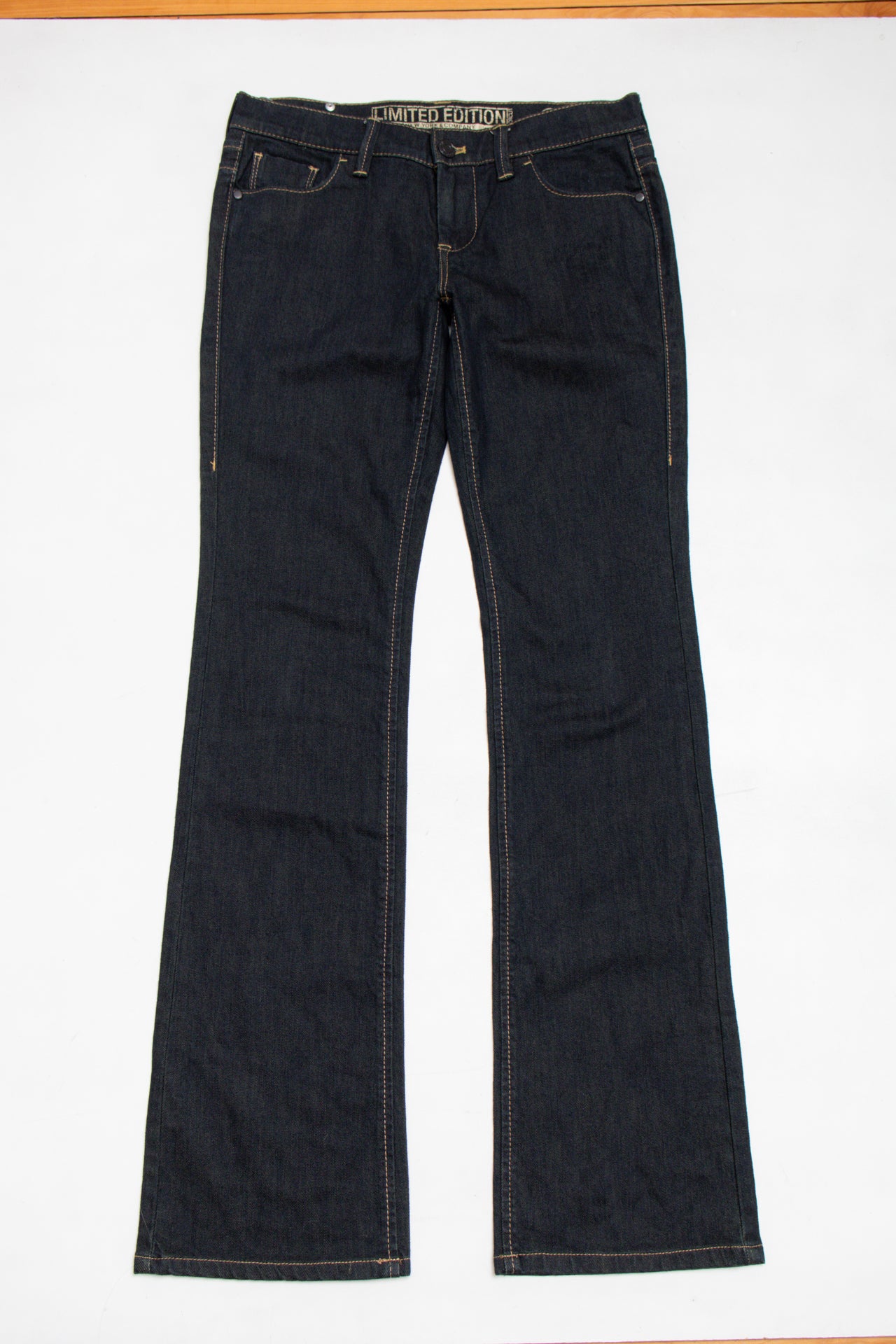 #80 Limited Edition dark wash jeans | c. 165 | size 6