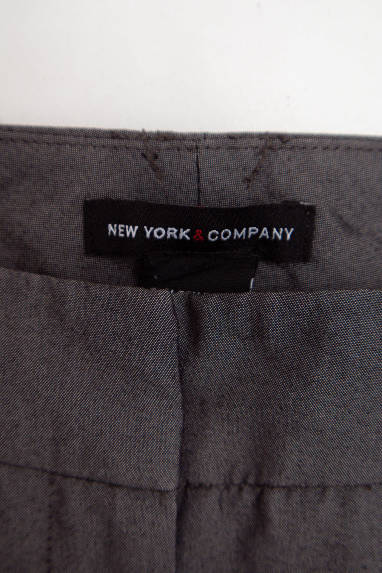 #83 New York & Company grey office pants | c. 165 | size 6/8