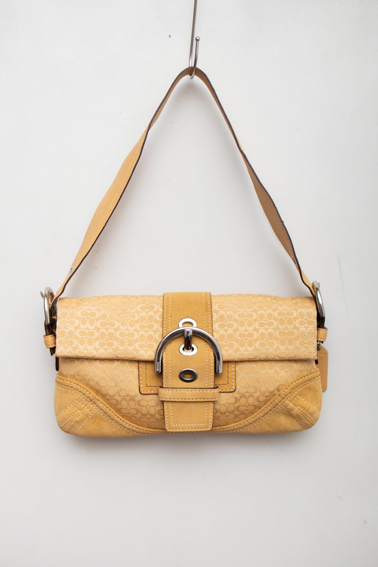 #272 Coach *custard soho bag | c. 156