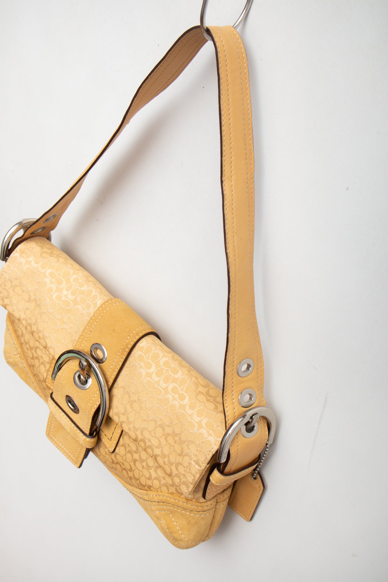 #272 Coach *custard soho bag | c. 156