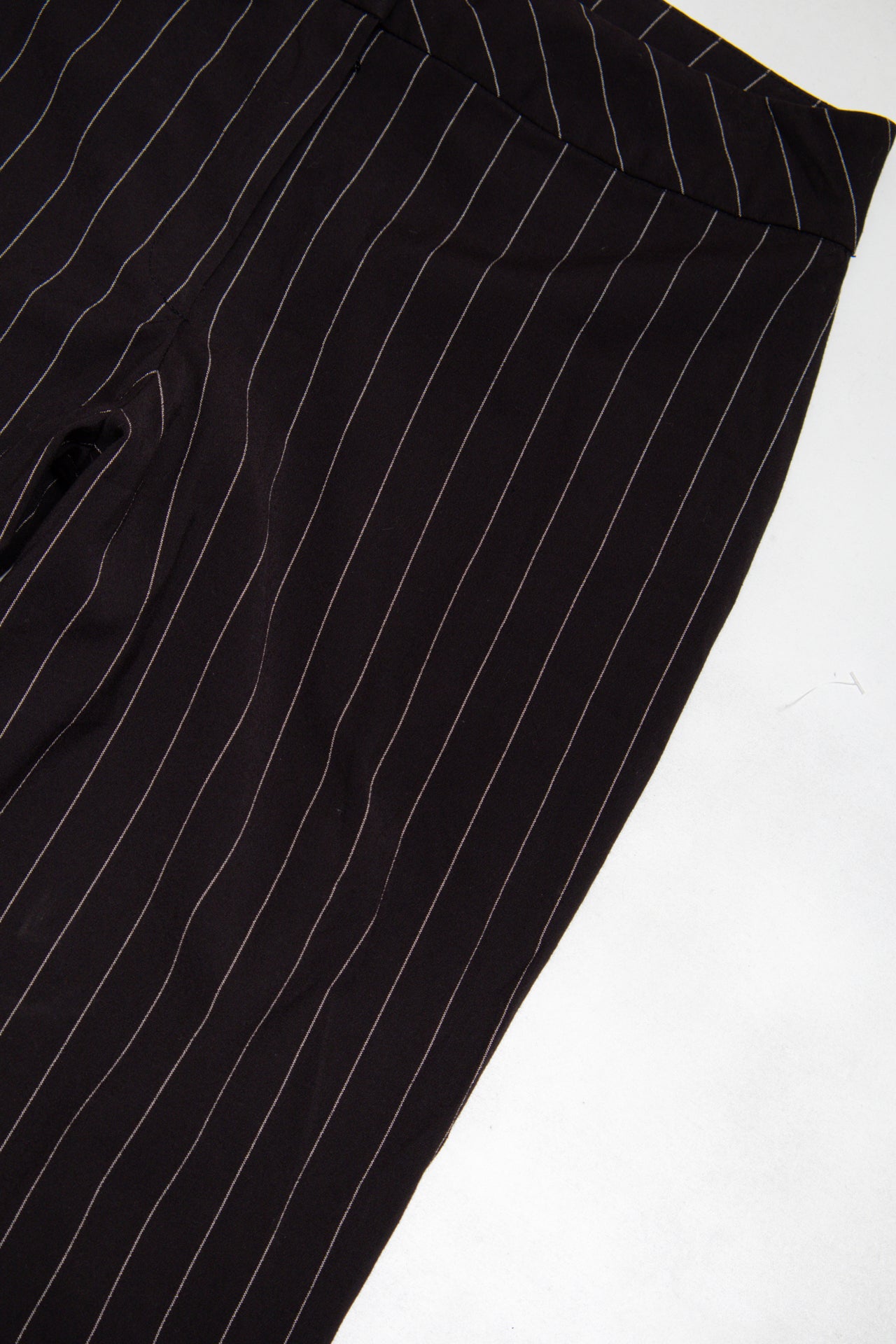 #88 Allison Taylor high-waisted pinstripe pants | c. 165 | size 8