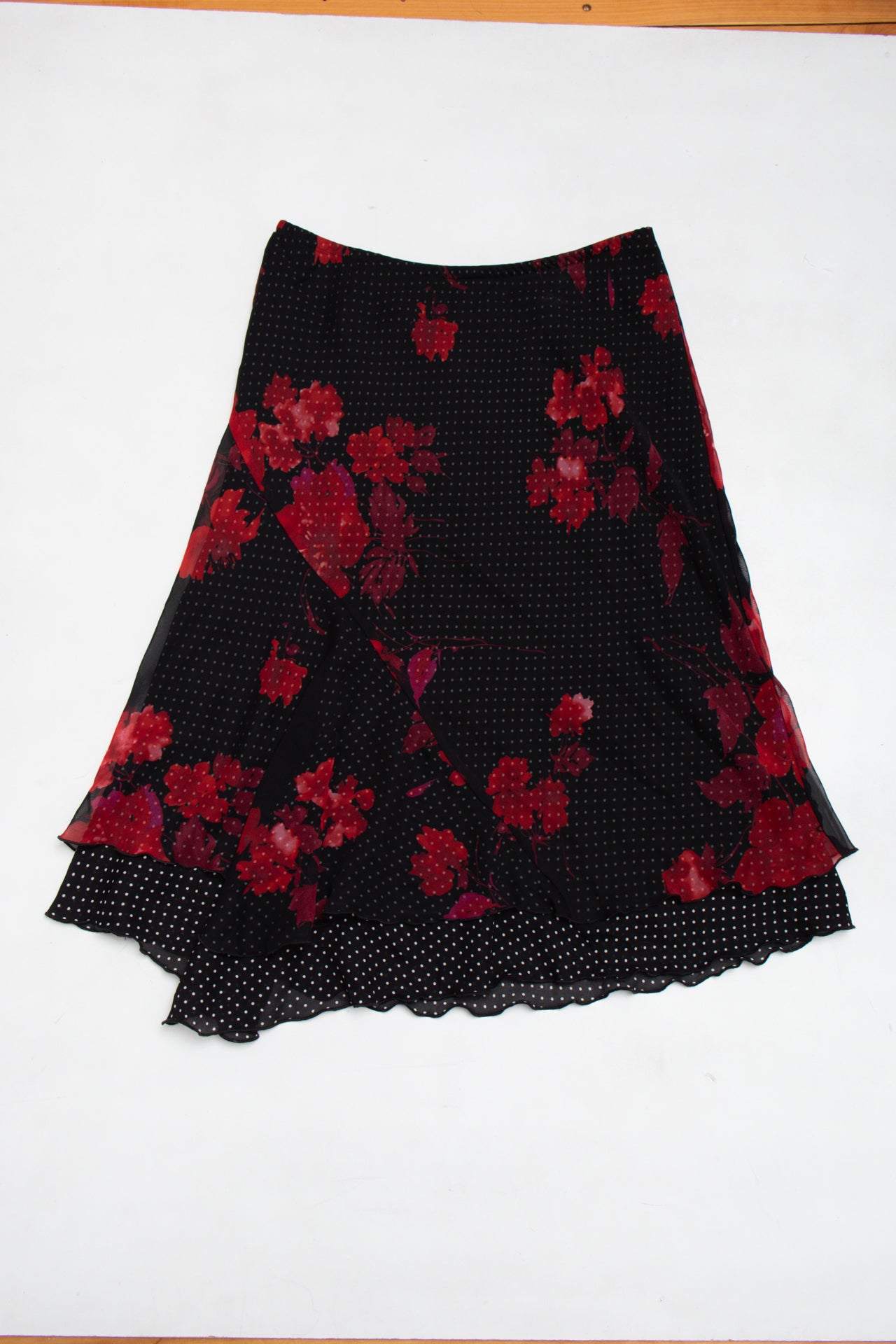 #95 Sangria lined mesh midi skirt | c. 165 | size 10