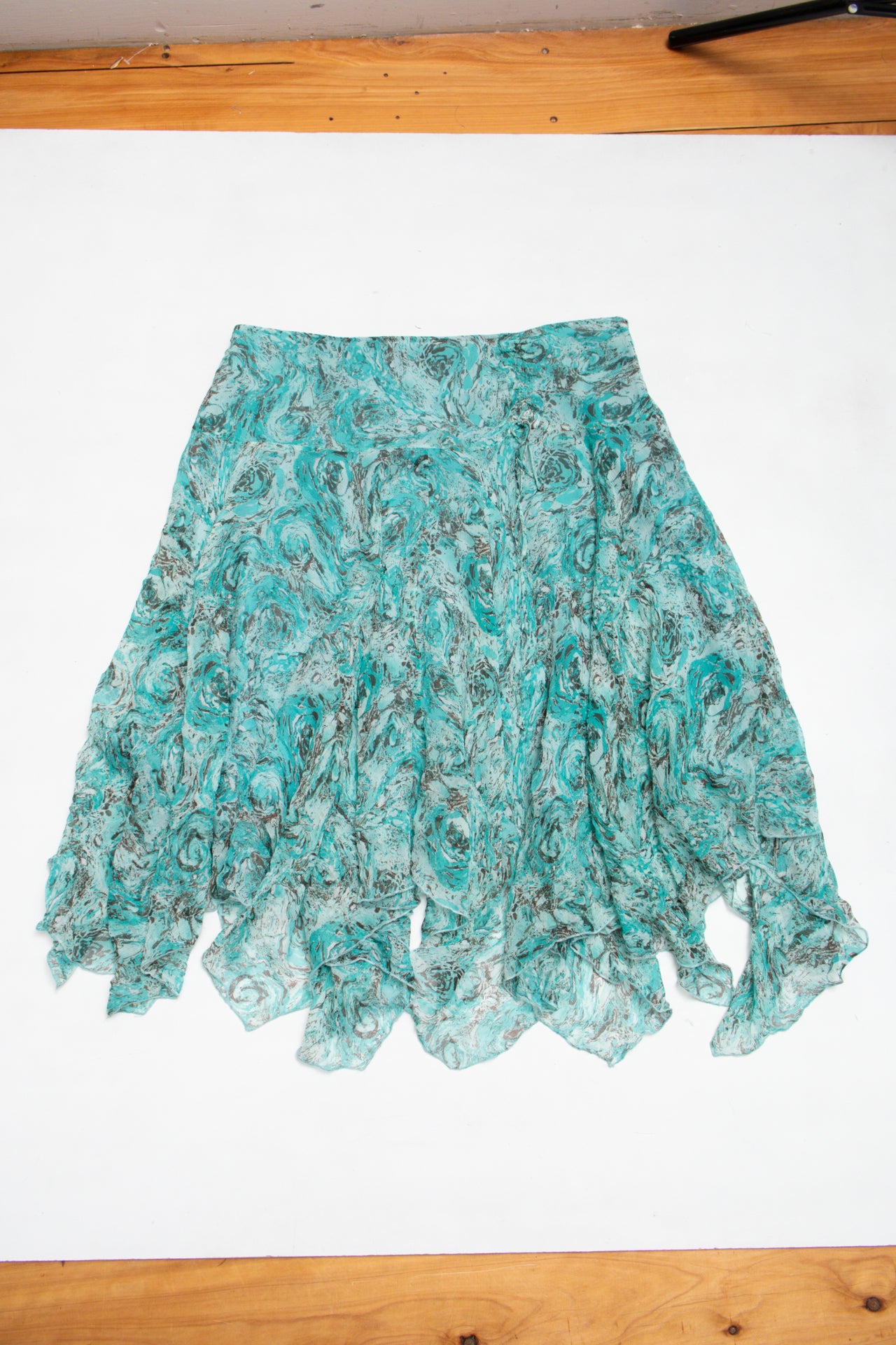 #96 Nine West lined mesh turquoise midi skirt | c. 165 | size 12