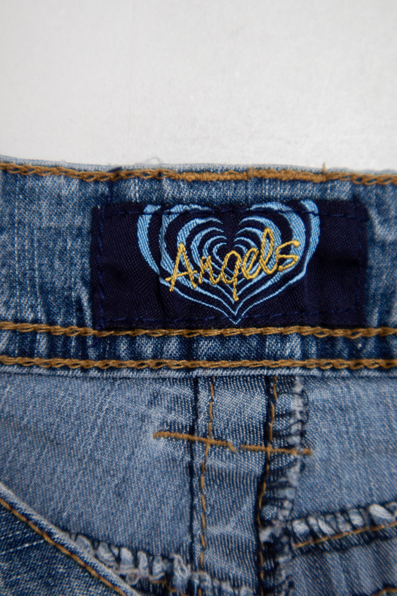 #100 Angels sequinned floral denim shorts | c. 165 | size 8