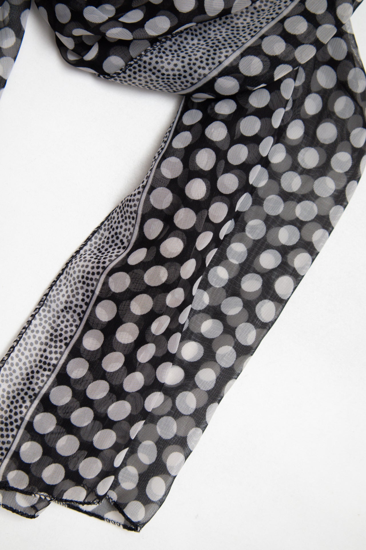 #110 Polka dot Black & White scarf