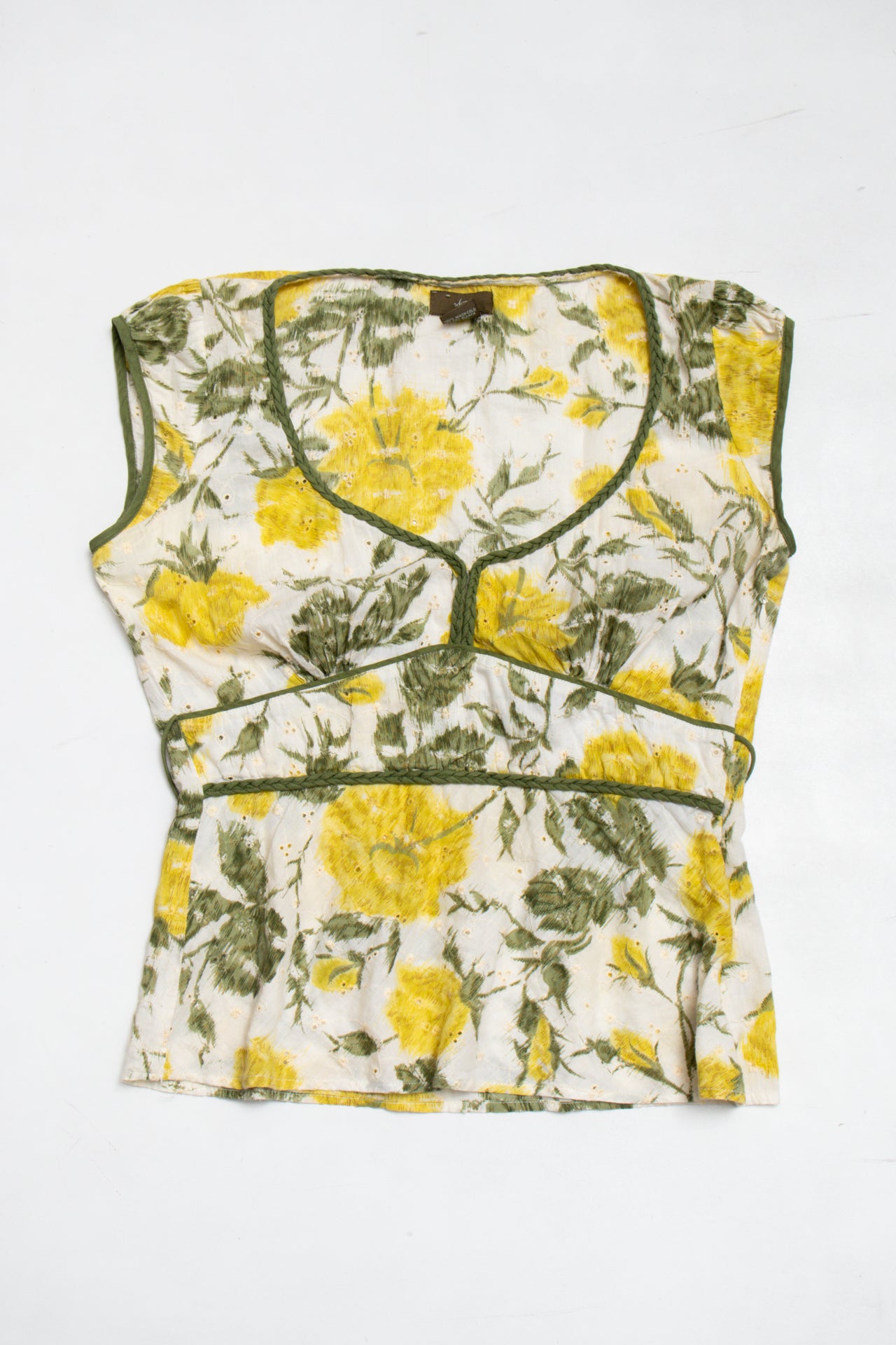 #147 cotton lemon print top | c. 165 | size 8