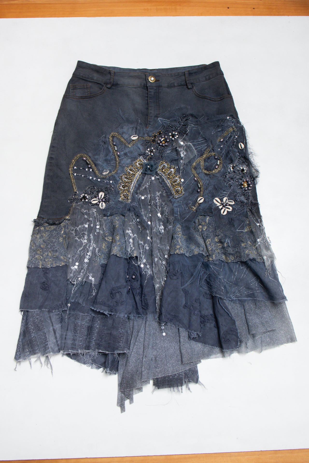 #158 Louida embellished denim midi skirt | c. 165 | size 10/12